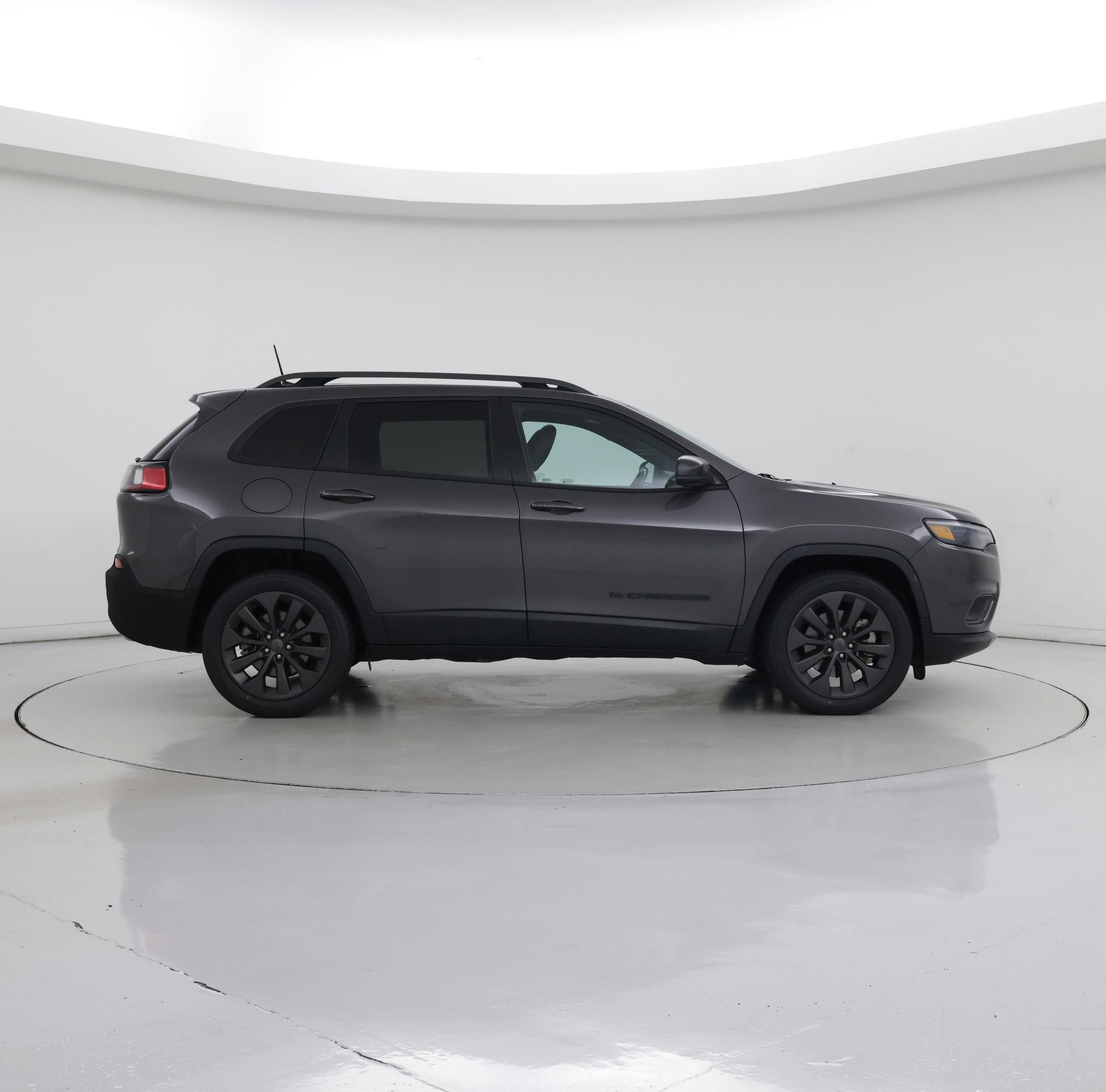 Thumbnail: 2021 Jeep Cherokee - 7