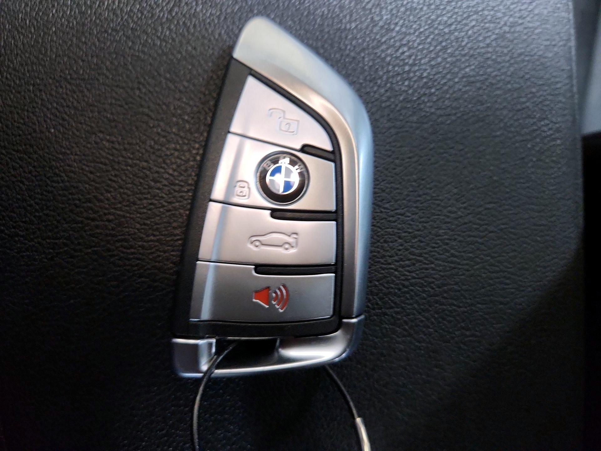 Thumbnail: 2020 BMW 3 Series - 18