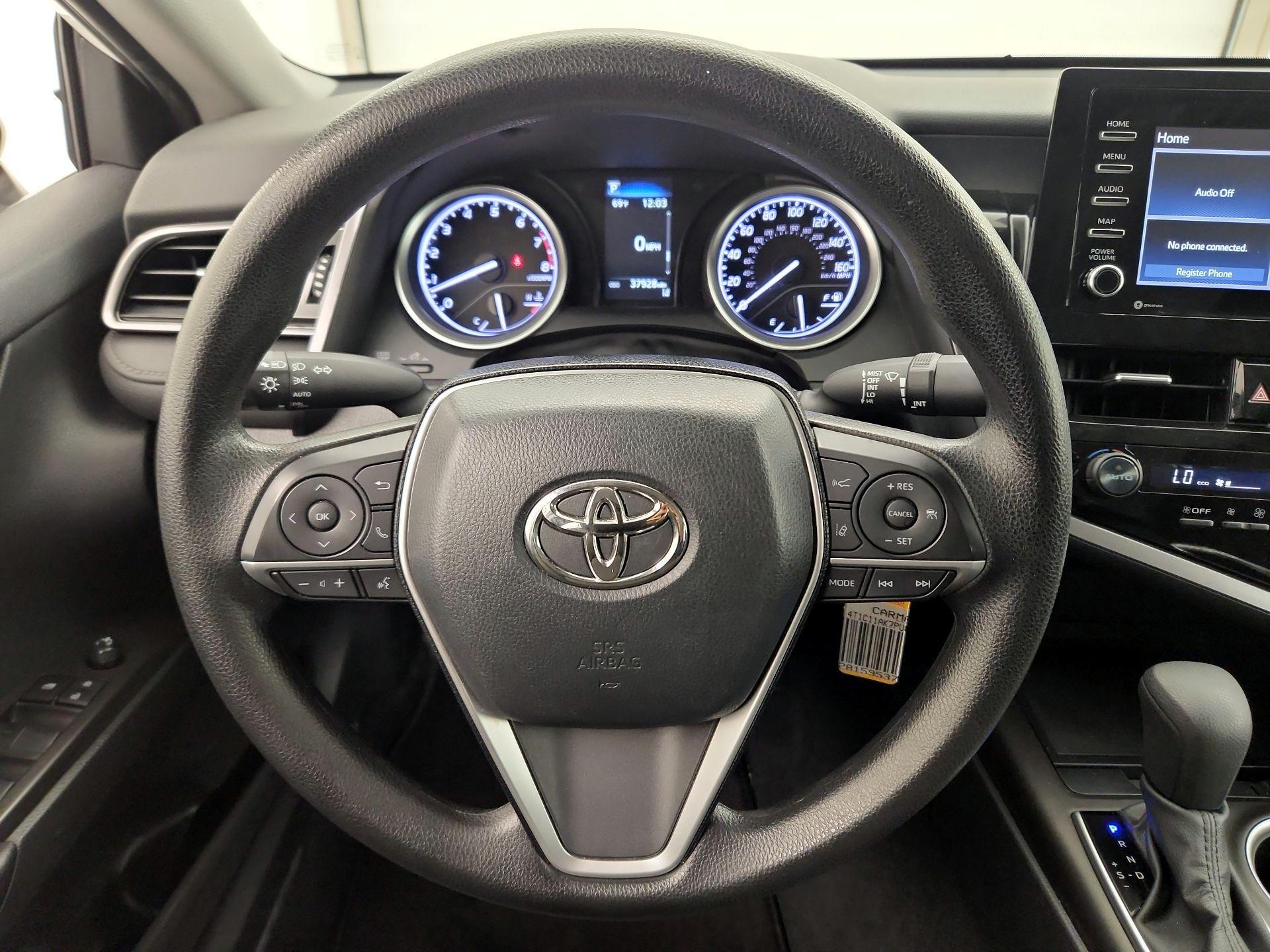 Thumbnail: 2023 Toyota Camry - 10