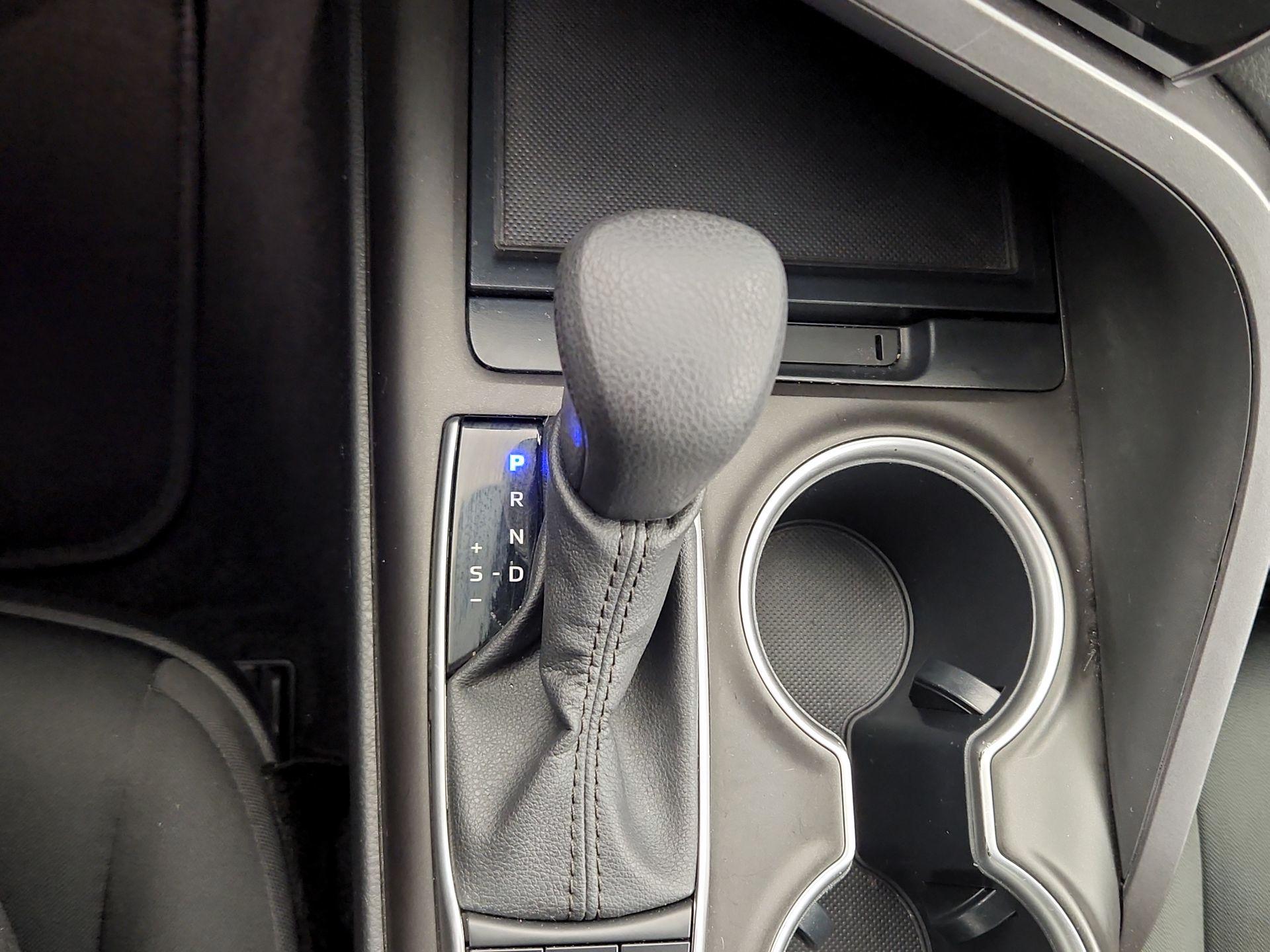 Thumbnail: 2023 Toyota Camry - 17