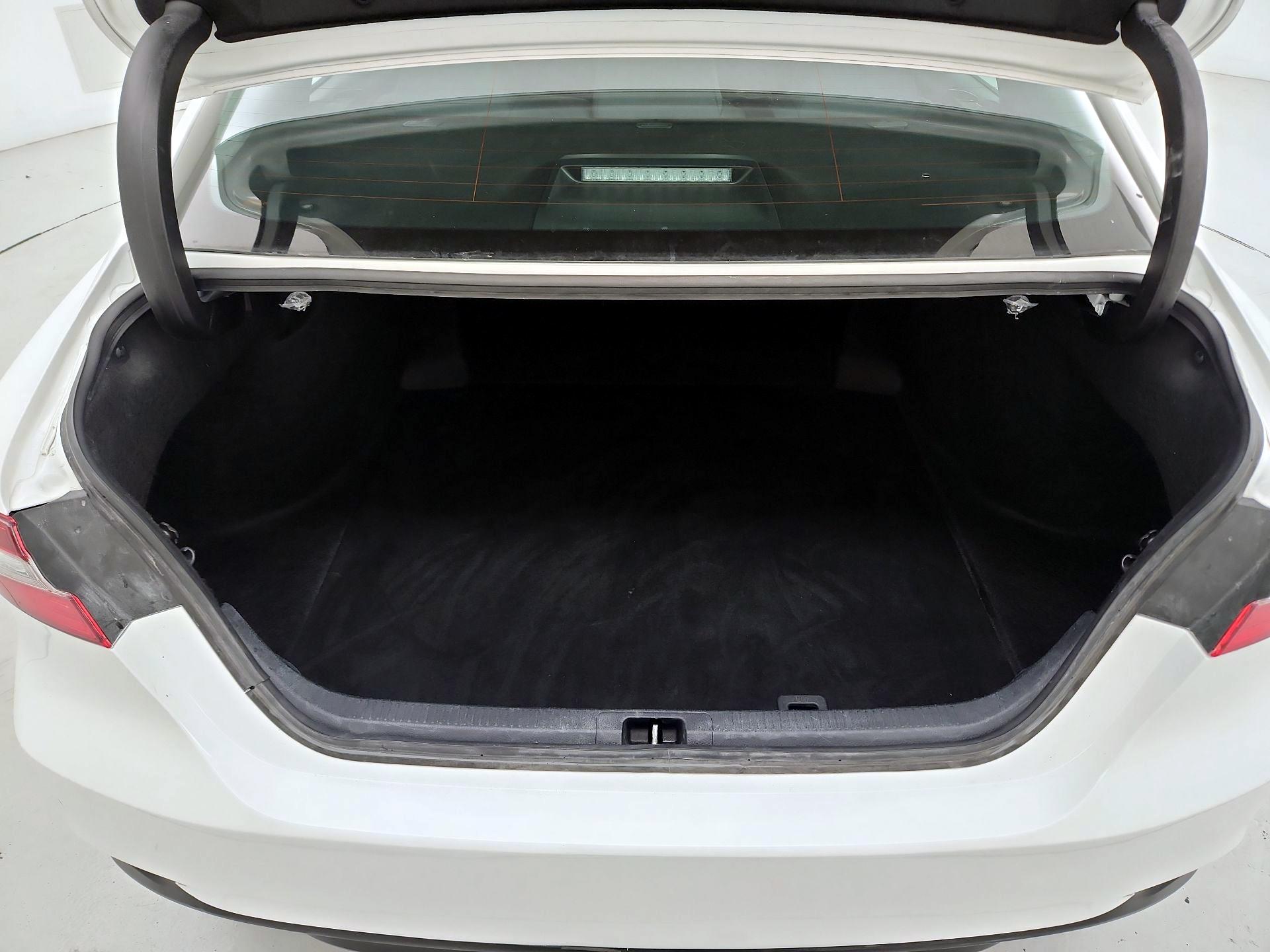 Thumbnail: 2023 Toyota Camry - 20