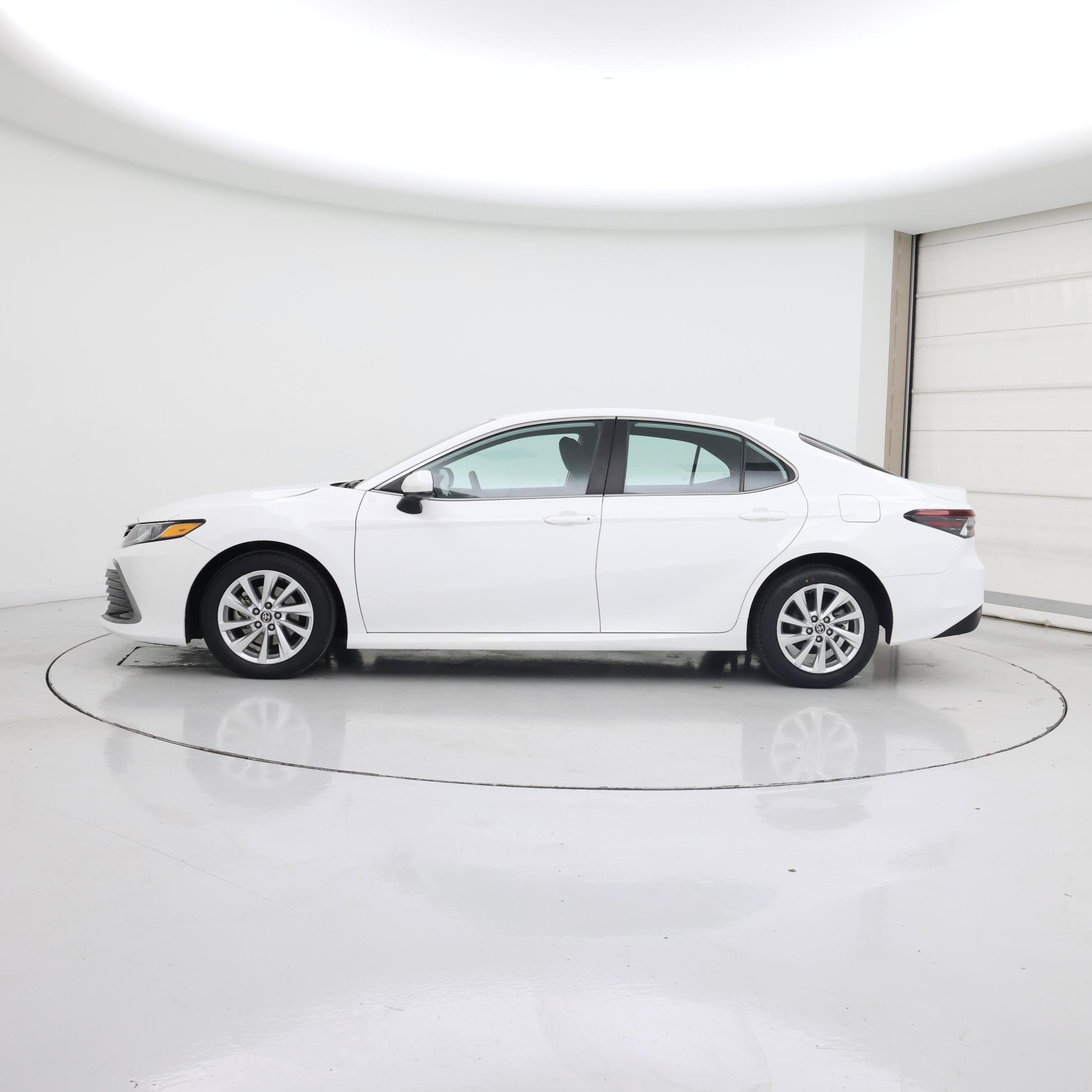 Thumbnail: 2023 Toyota Camry - 3