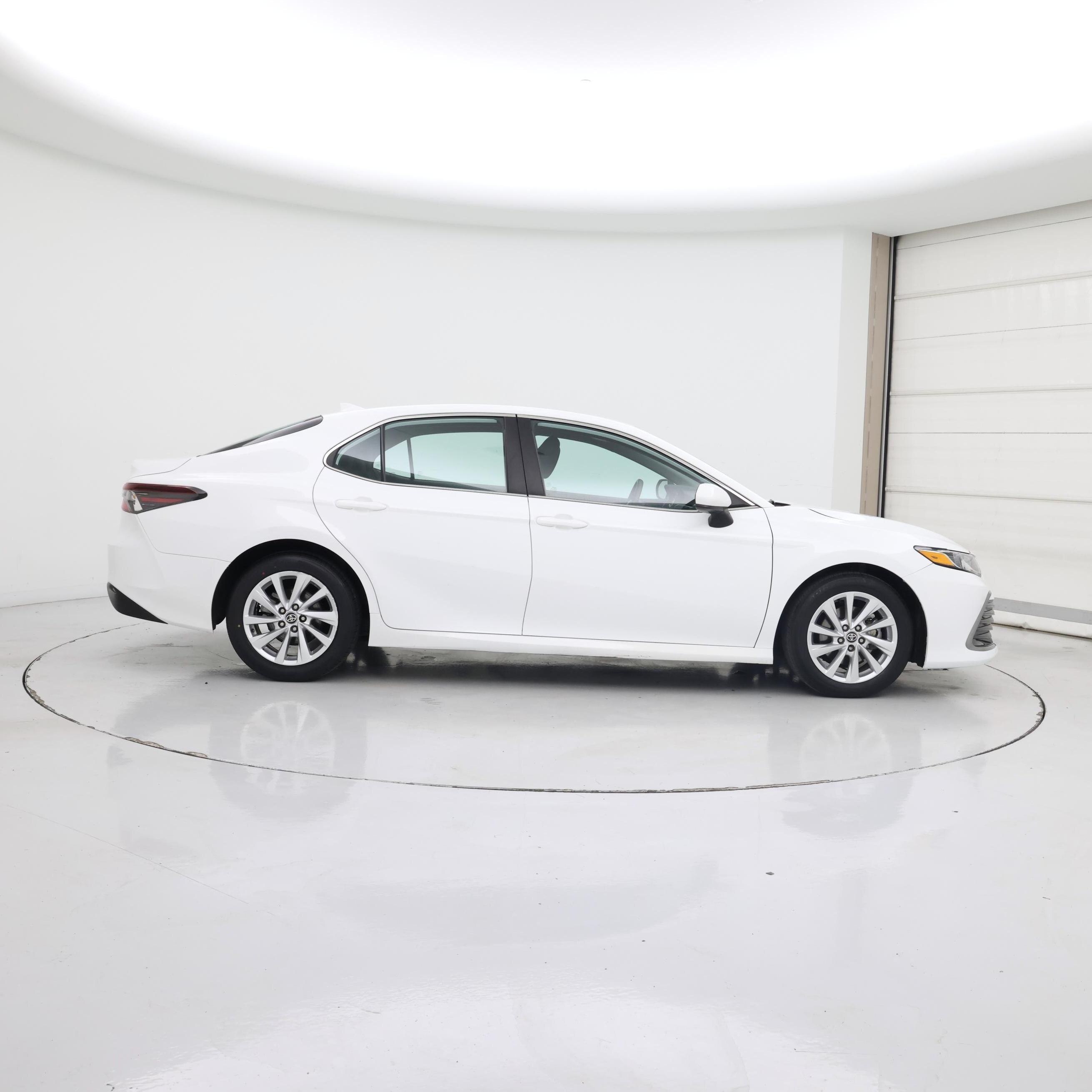 Thumbnail: 2023 Toyota Camry - 7