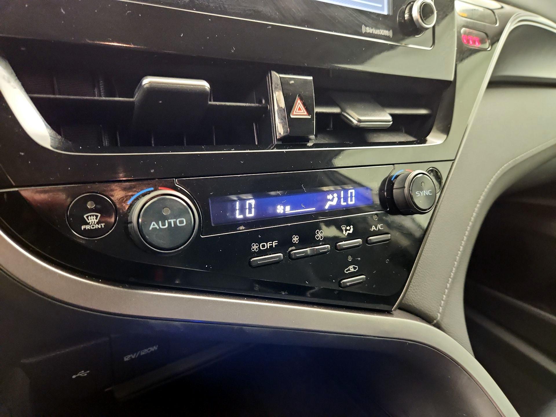 Thumbnail: 2023 Toyota Camry - 16