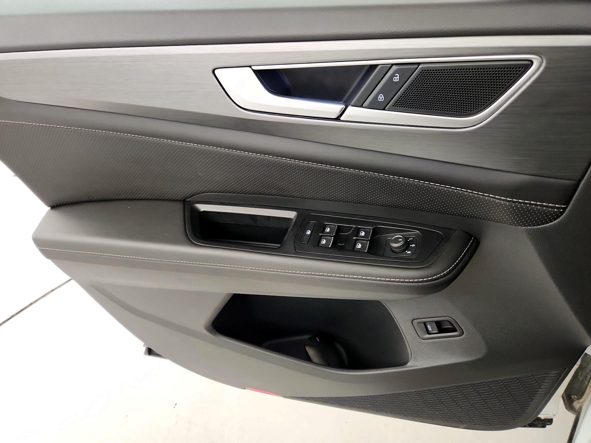 Thumbnail: 2025 Volkswagen Atlas - 12