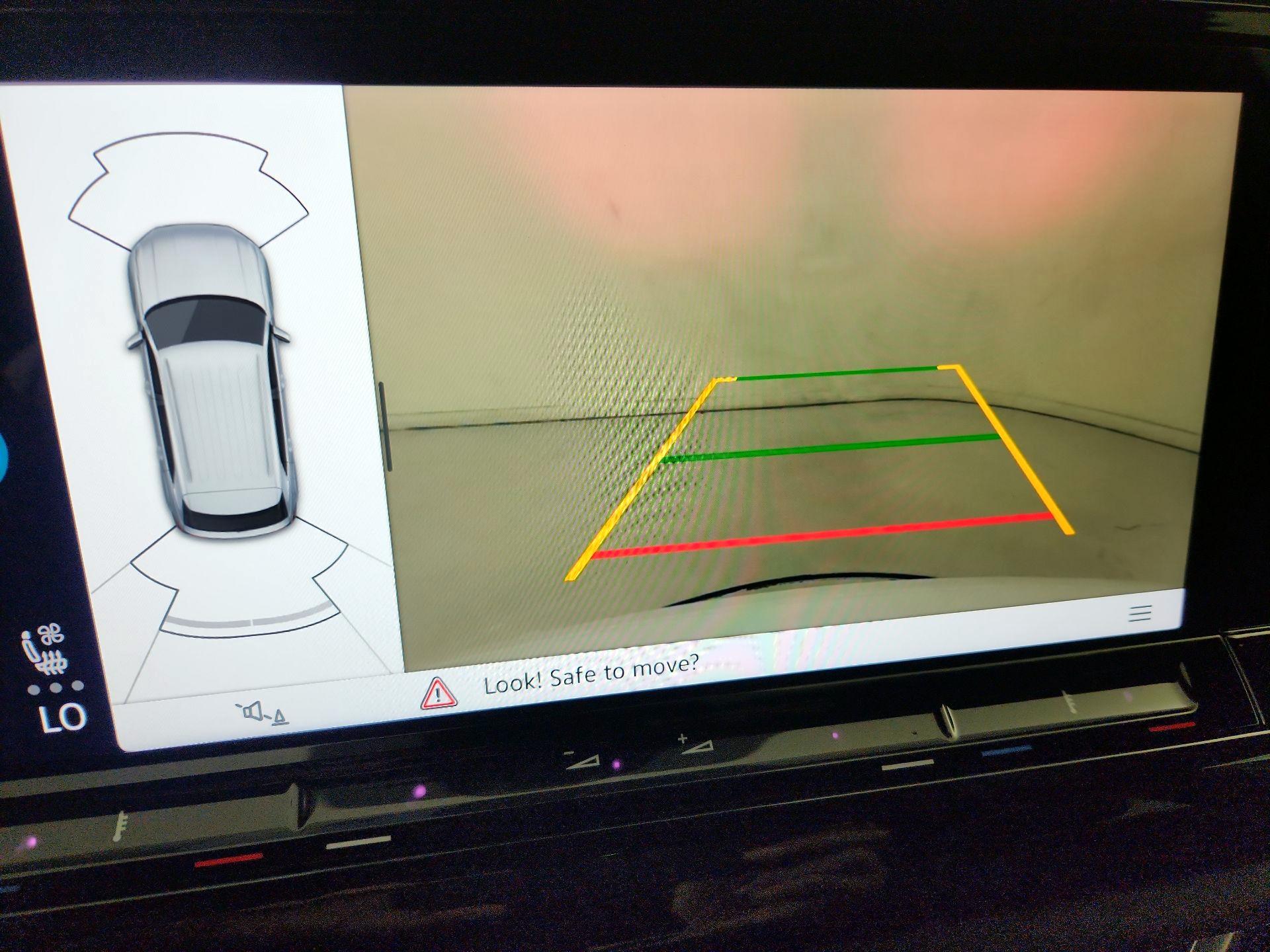 Thumbnail: 2025 Volkswagen Atlas - 14