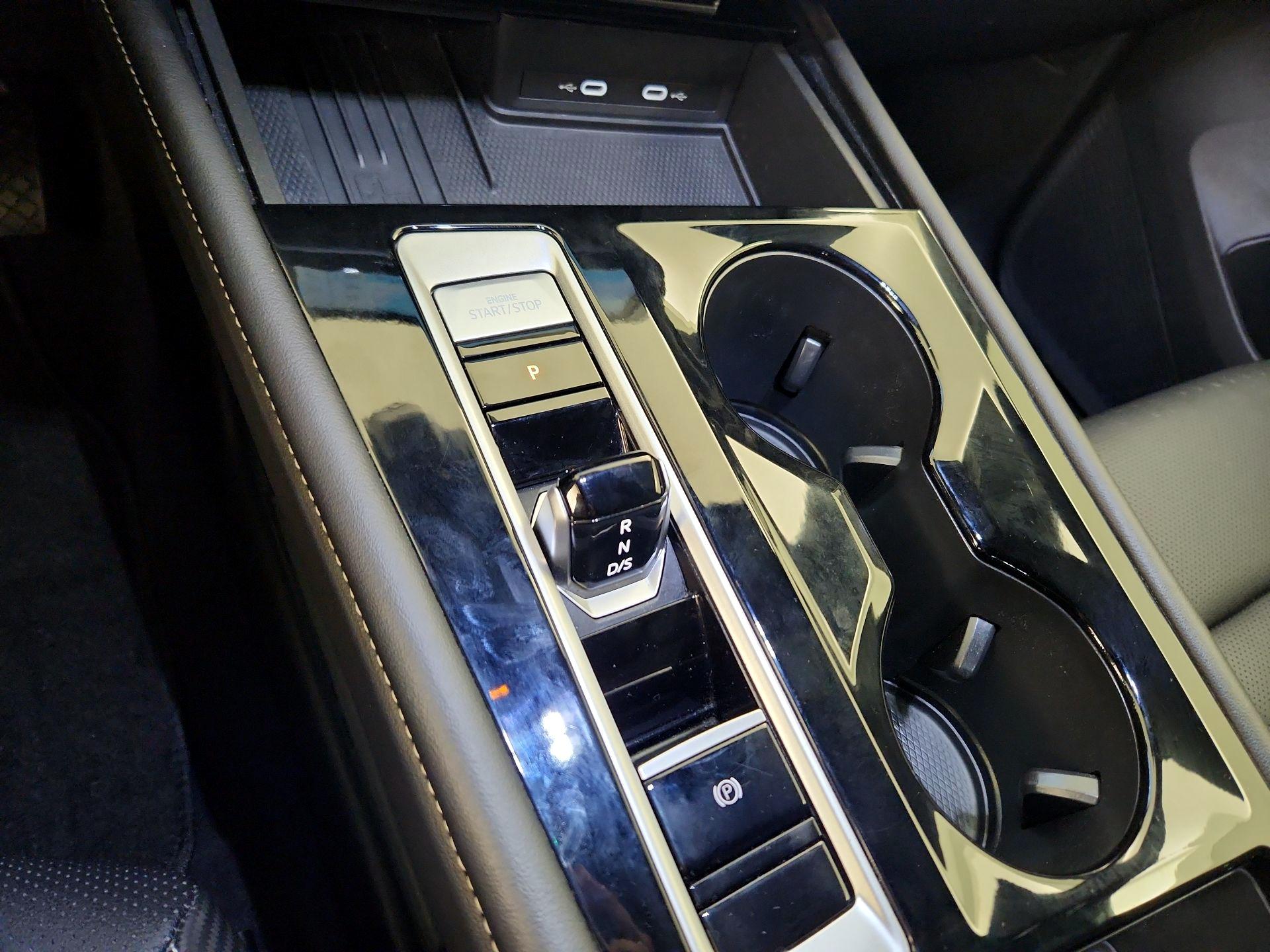 Thumbnail: 2025 Volkswagen Atlas - 17