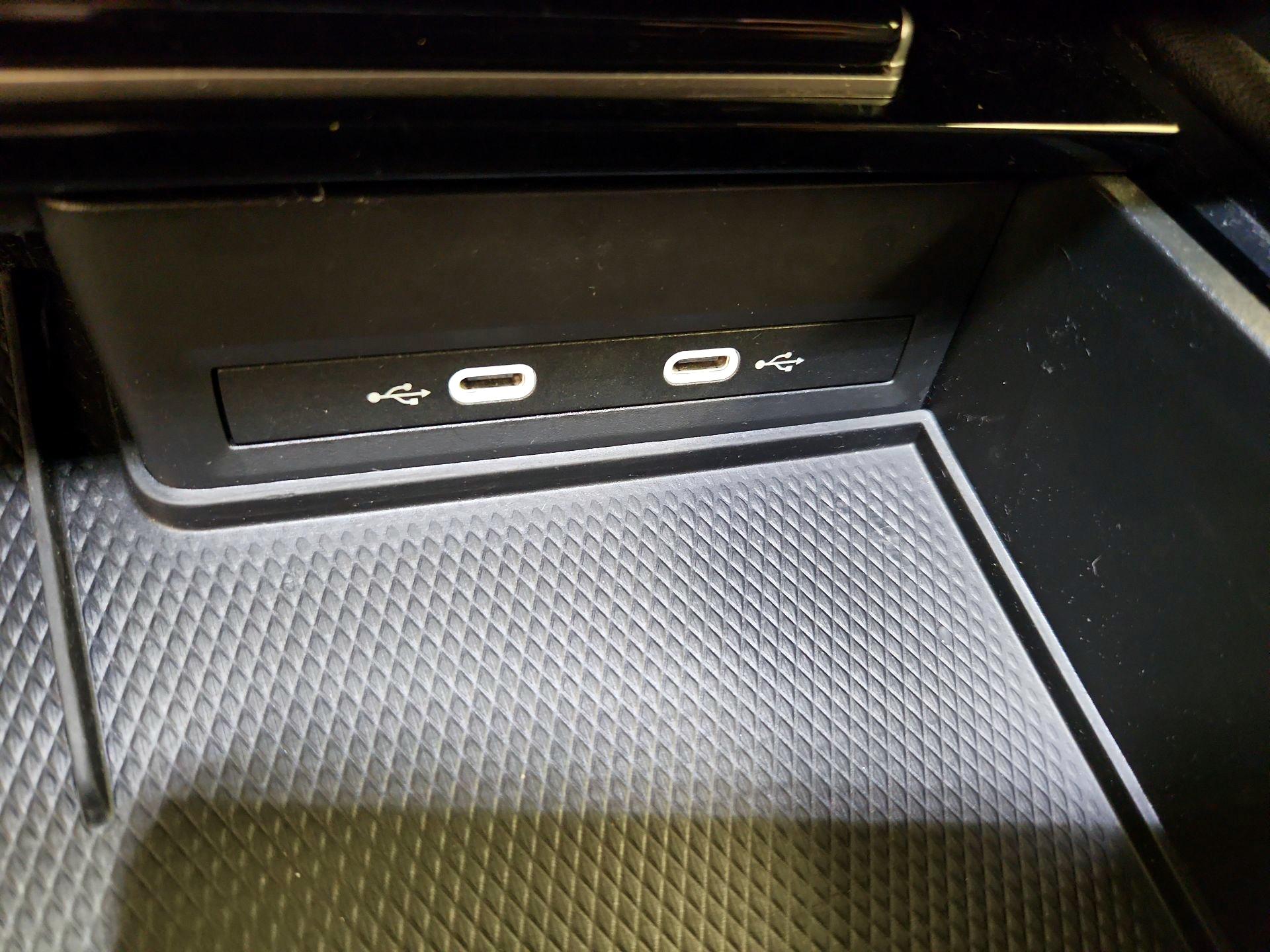 Thumbnail: 2025 Volkswagen Atlas - 18