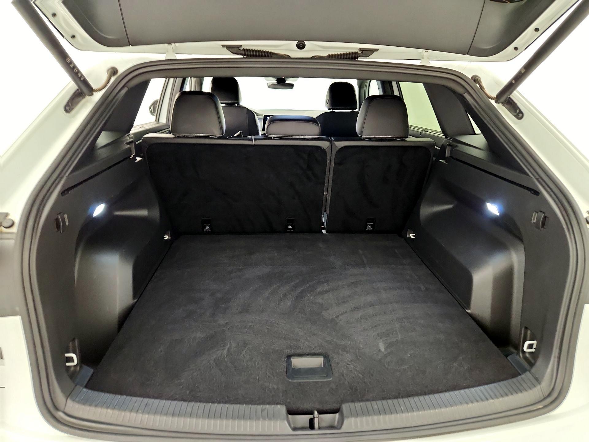 Thumbnail: 2025 Volkswagen Atlas - 20