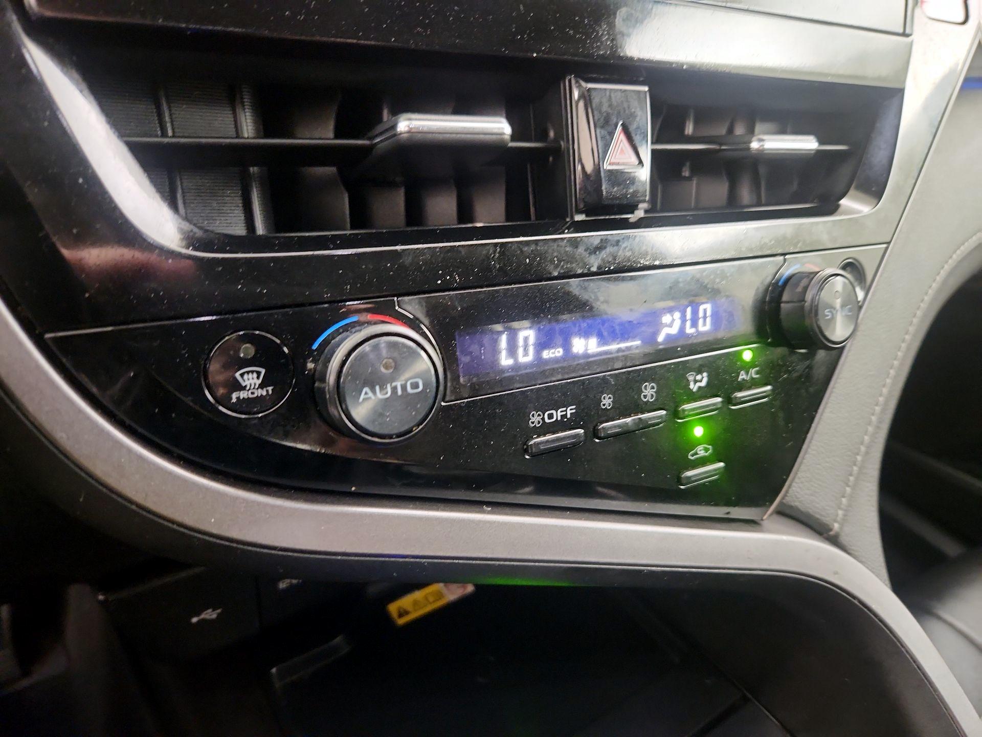 Thumbnail: 2023 Toyota Camry - 16