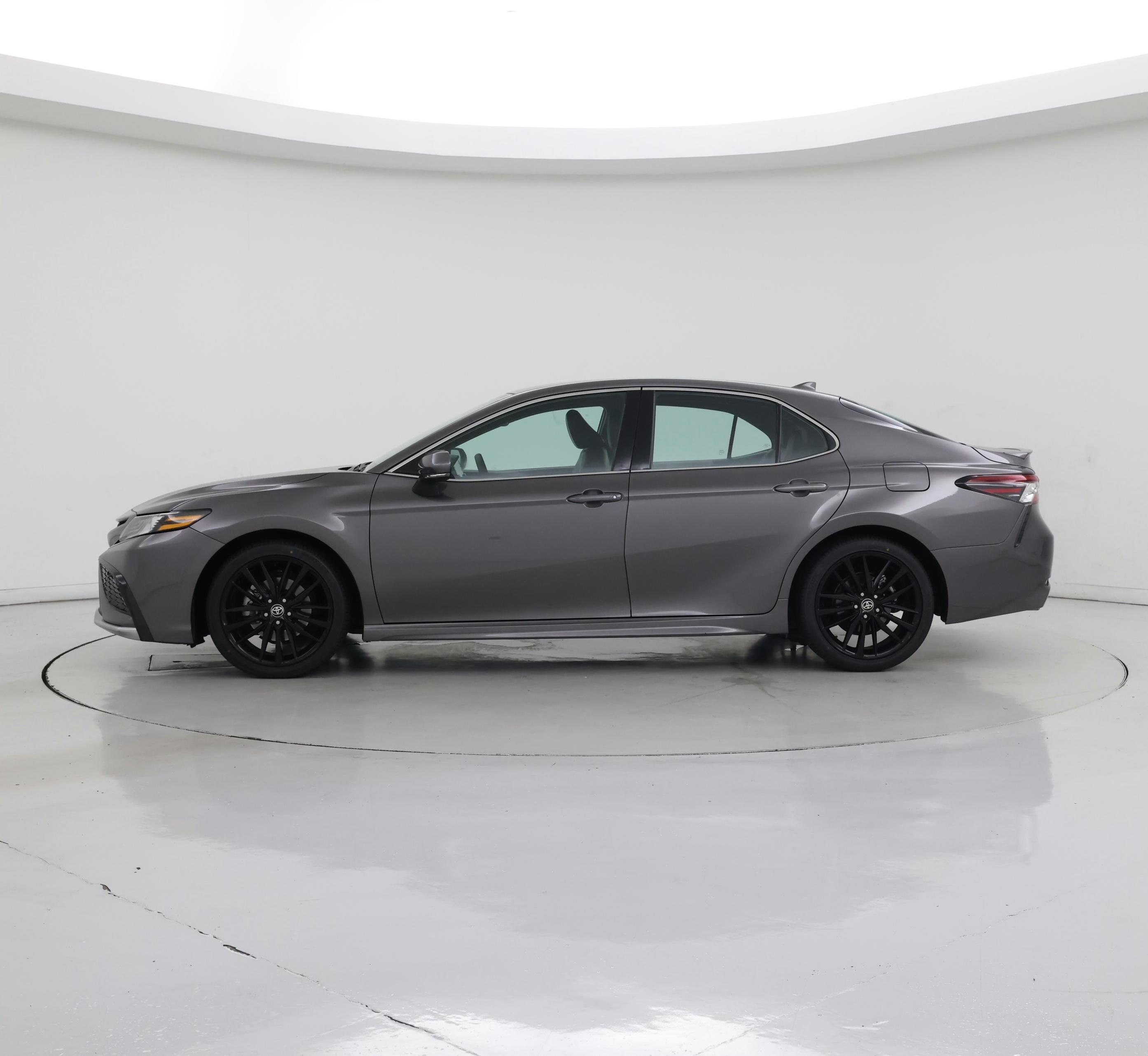 Thumbnail: 2023 Toyota Camry - 3