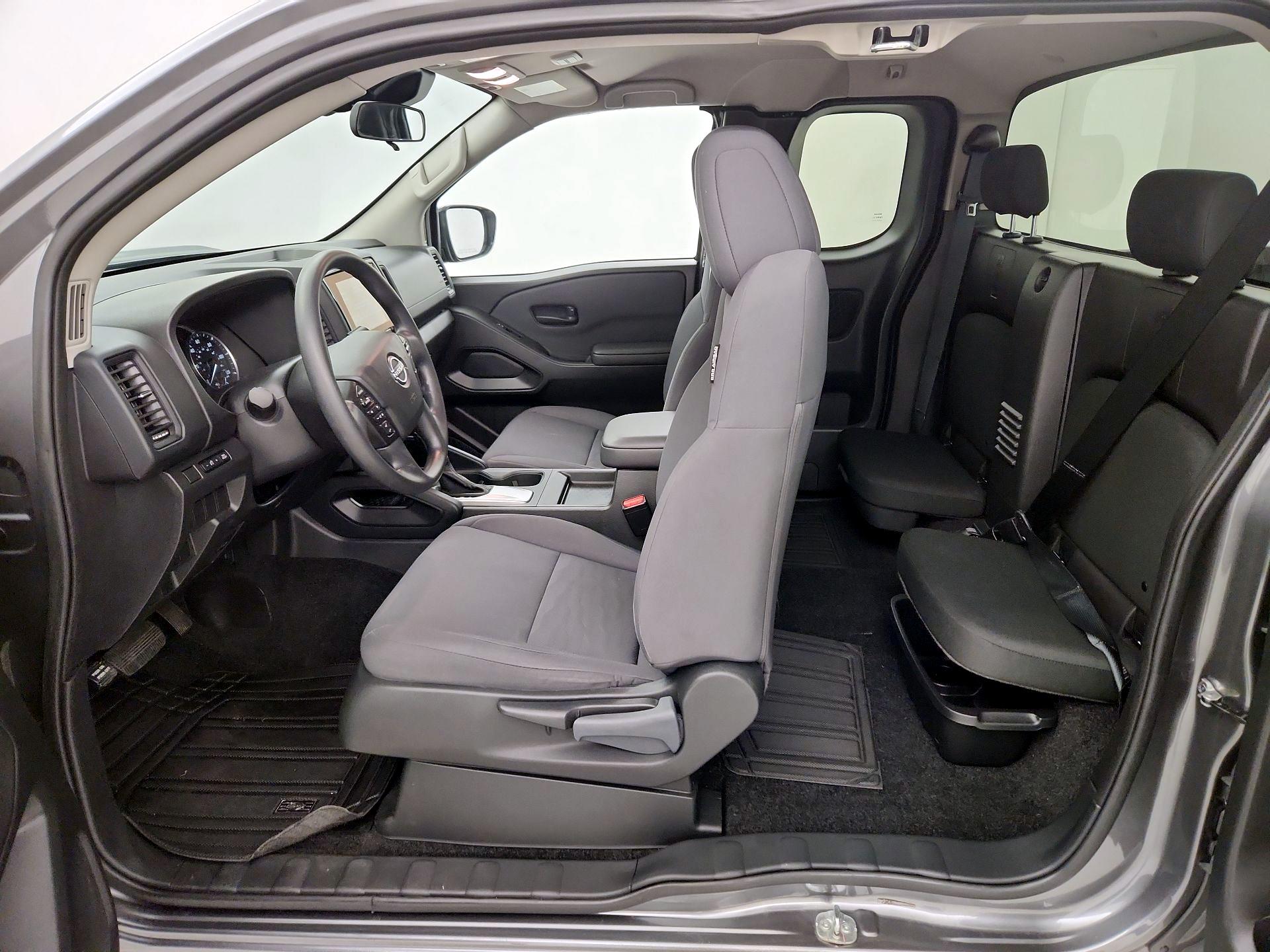 Thumbnail: 2024 Nissan Frontier - 11