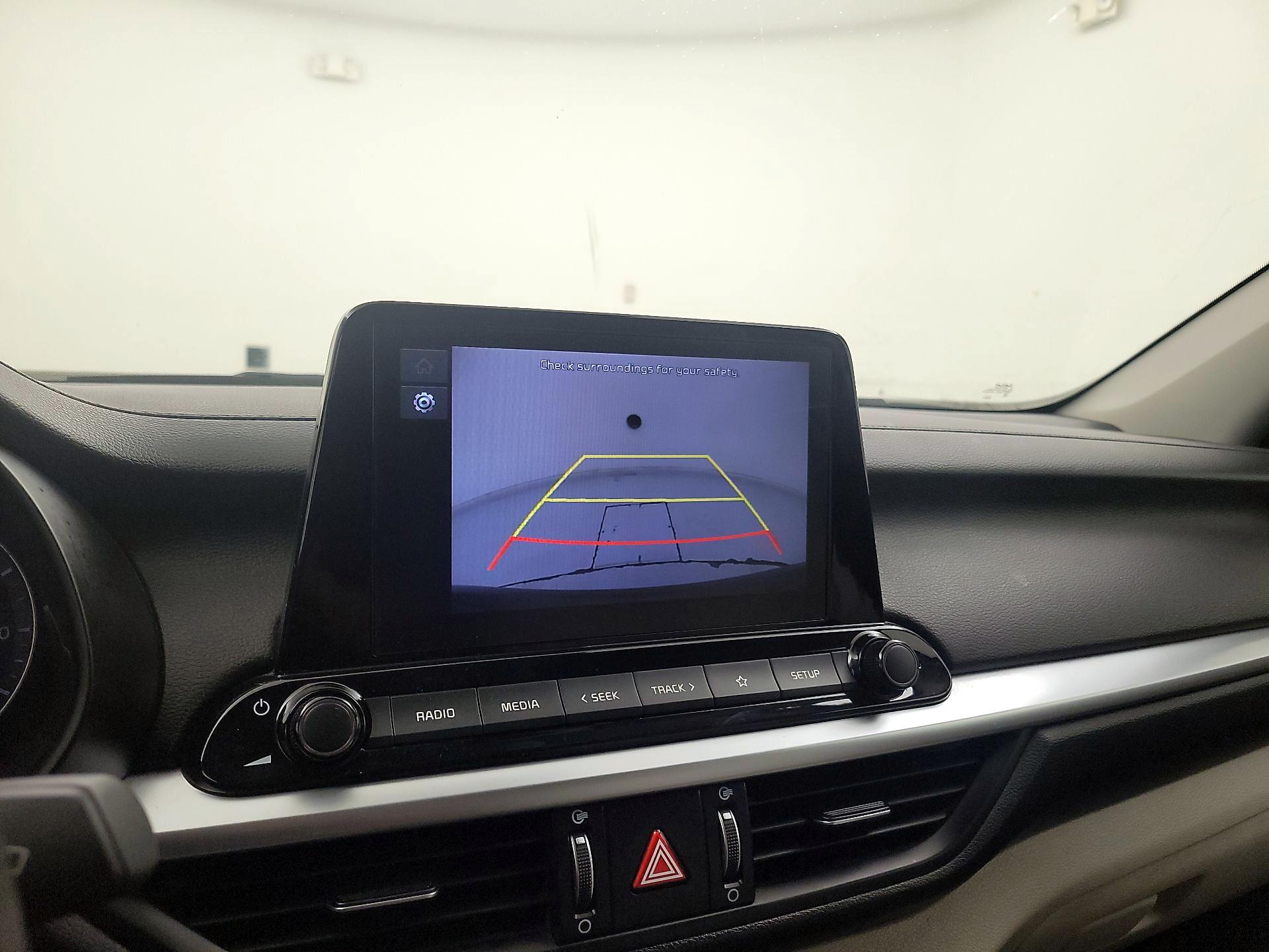 Thumbnail: 2022 Kia Forte - 14