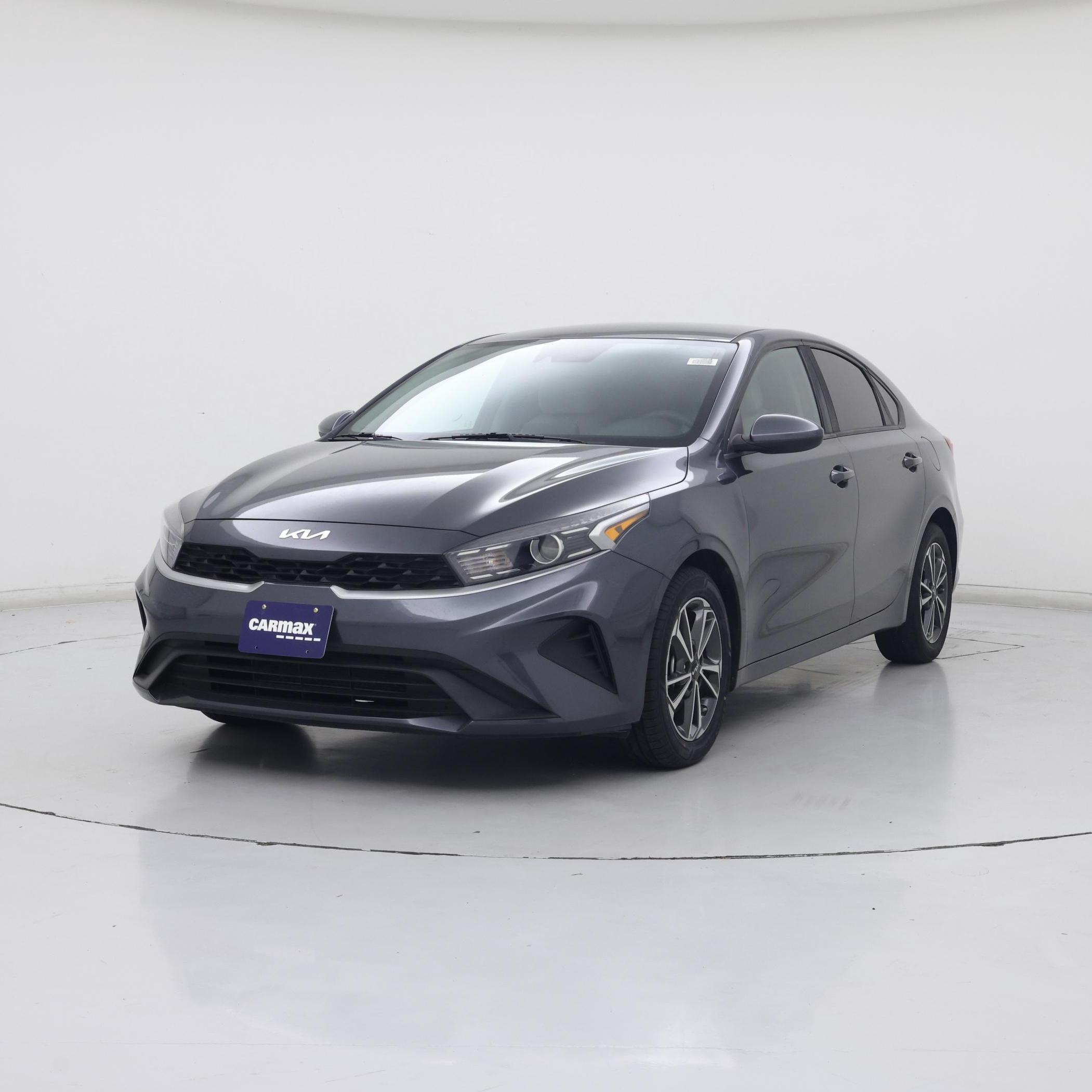 Thumbnail: 2022 Kia Forte - 4