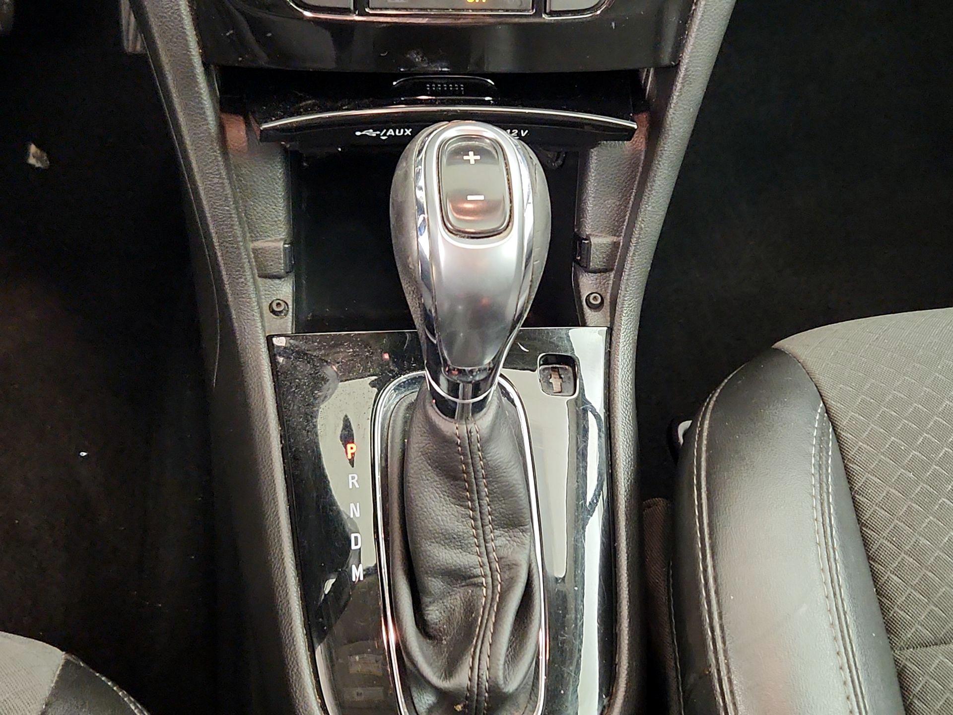 Thumbnail: 2020 Buick Encore - 17