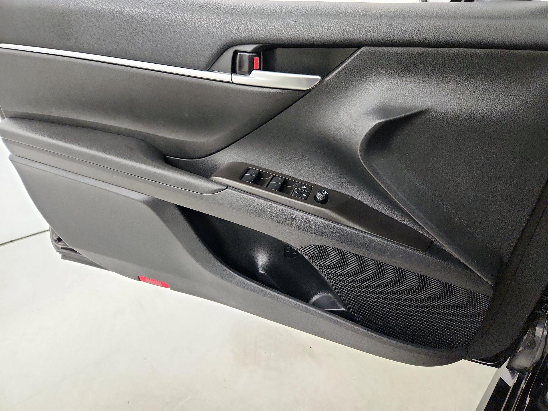 Thumbnail: 2024 Toyota Camry - 12