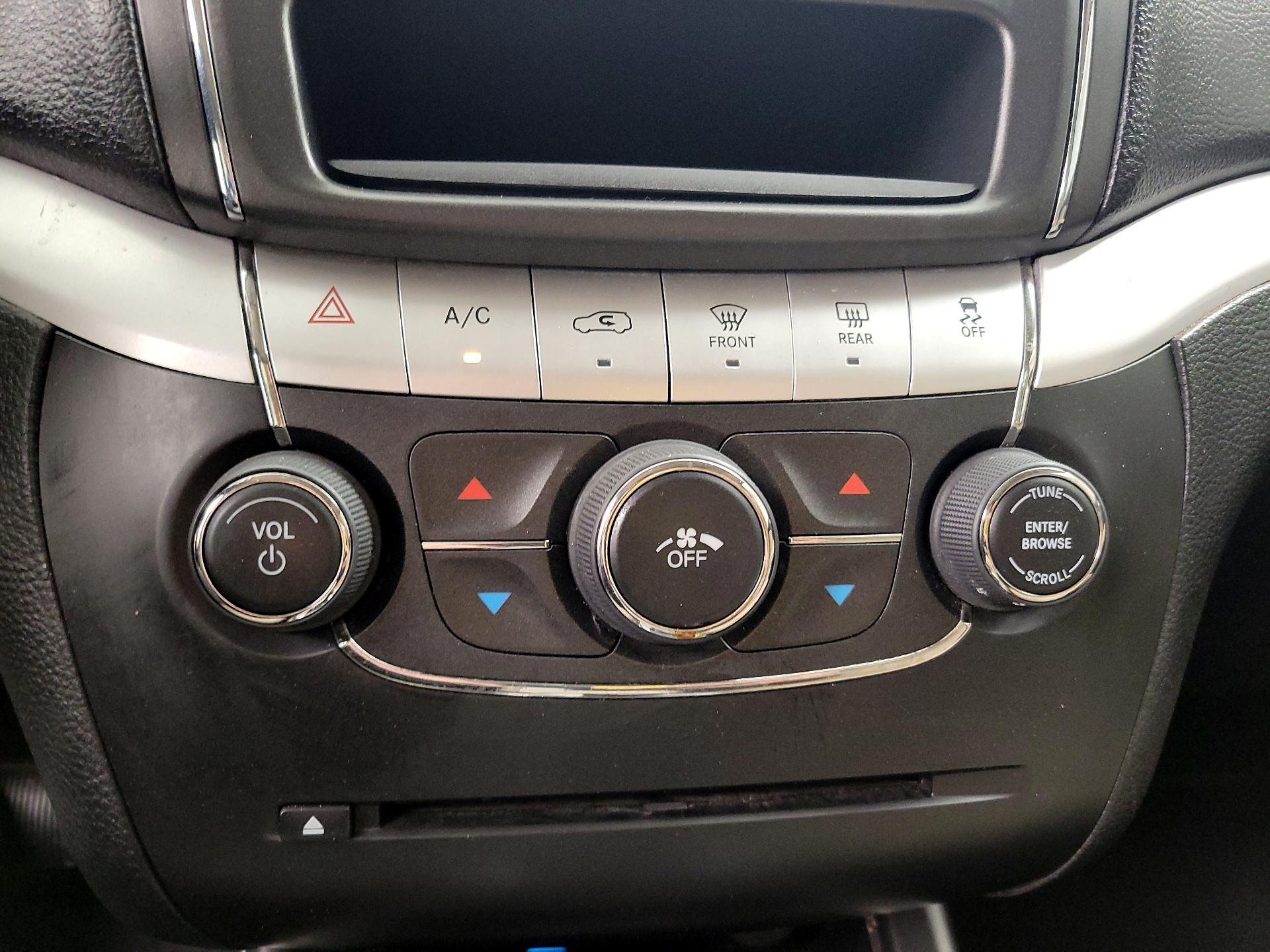 Thumbnail: 2020 Dodge Journey - 16