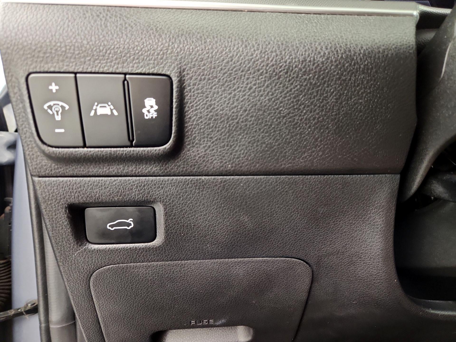 Thumbnail: 2022 Kia K5 - 13