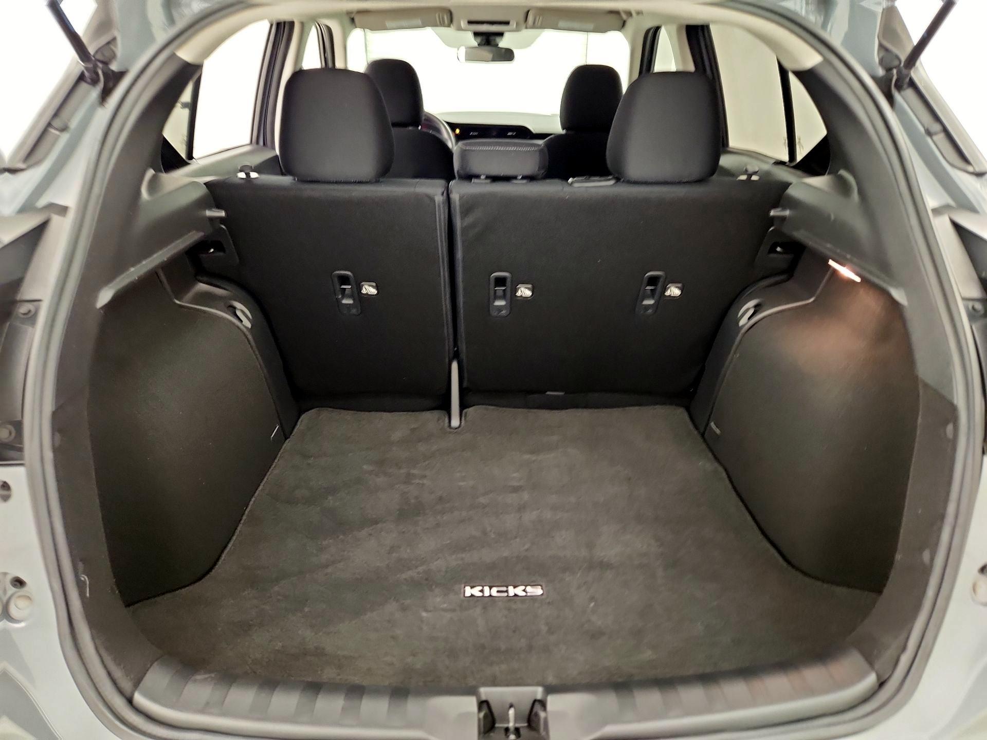 Thumbnail: 2023 Nissan Kicks - 19