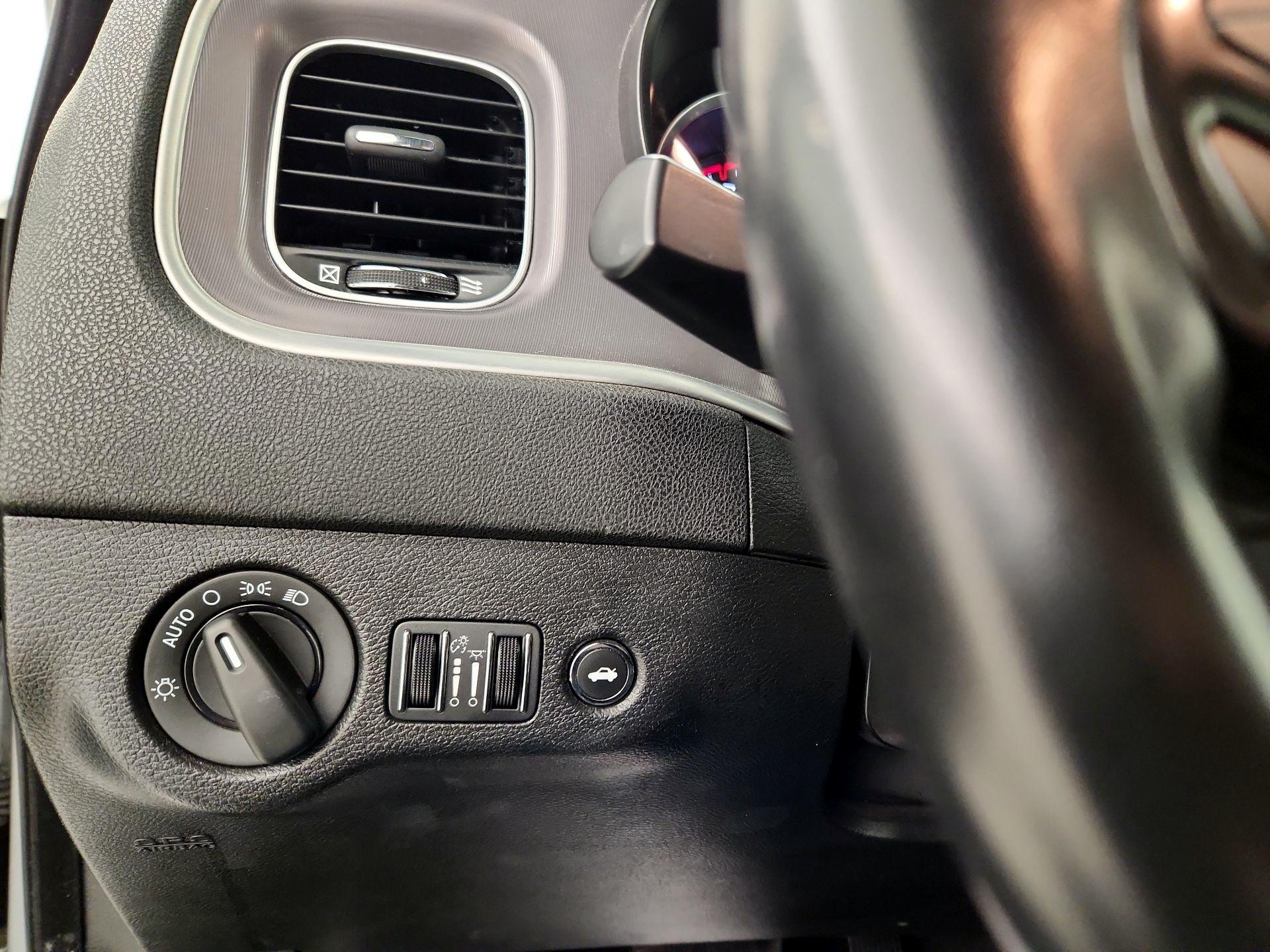 Thumbnail: 2022 Dodge Charger - 13