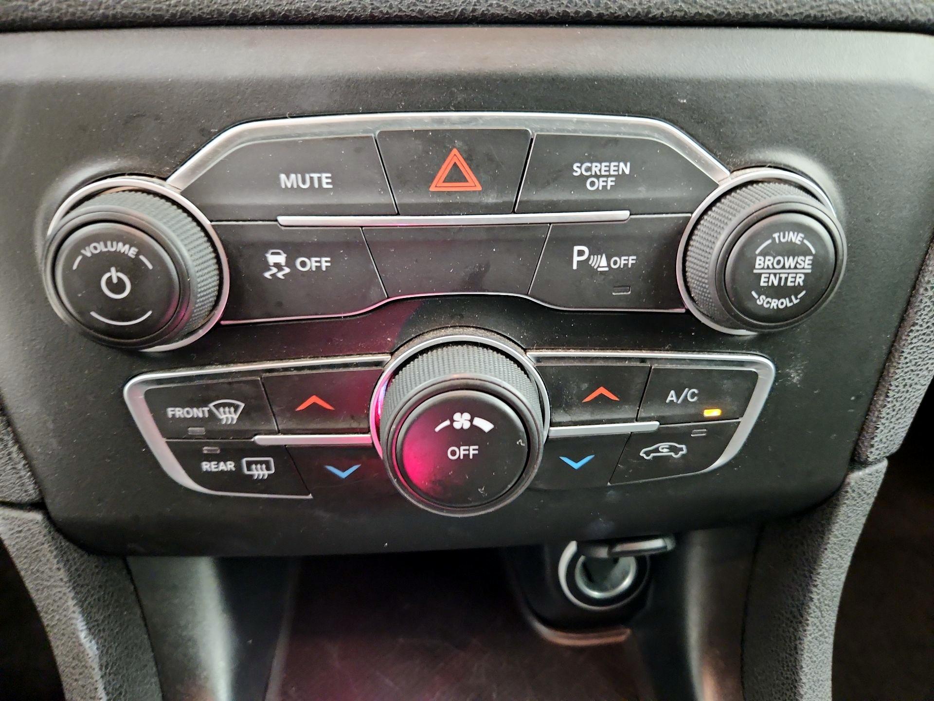 Thumbnail: 2022 Dodge Charger - 16