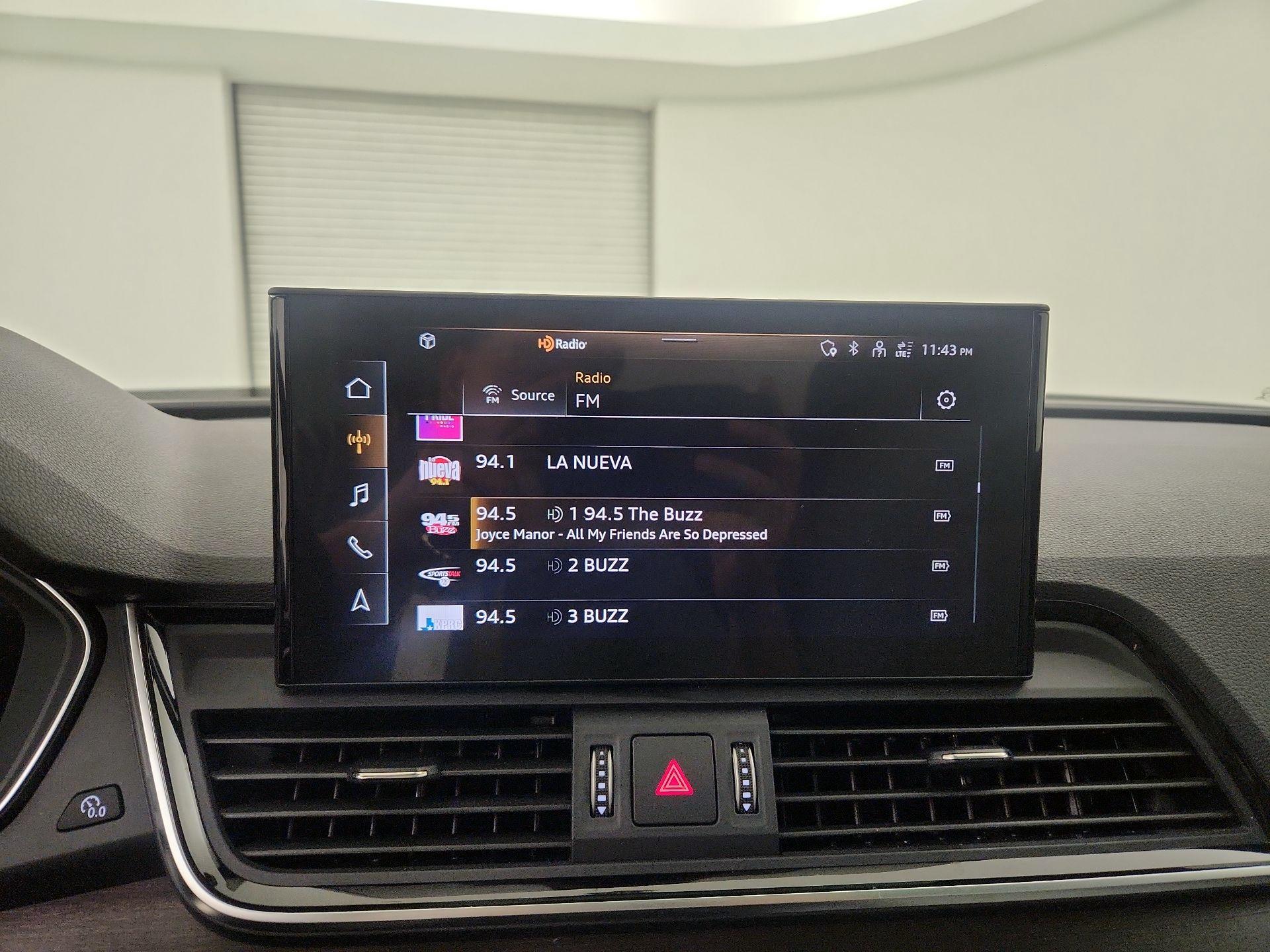 Thumbnail: 2022 Audi Q5 - 15