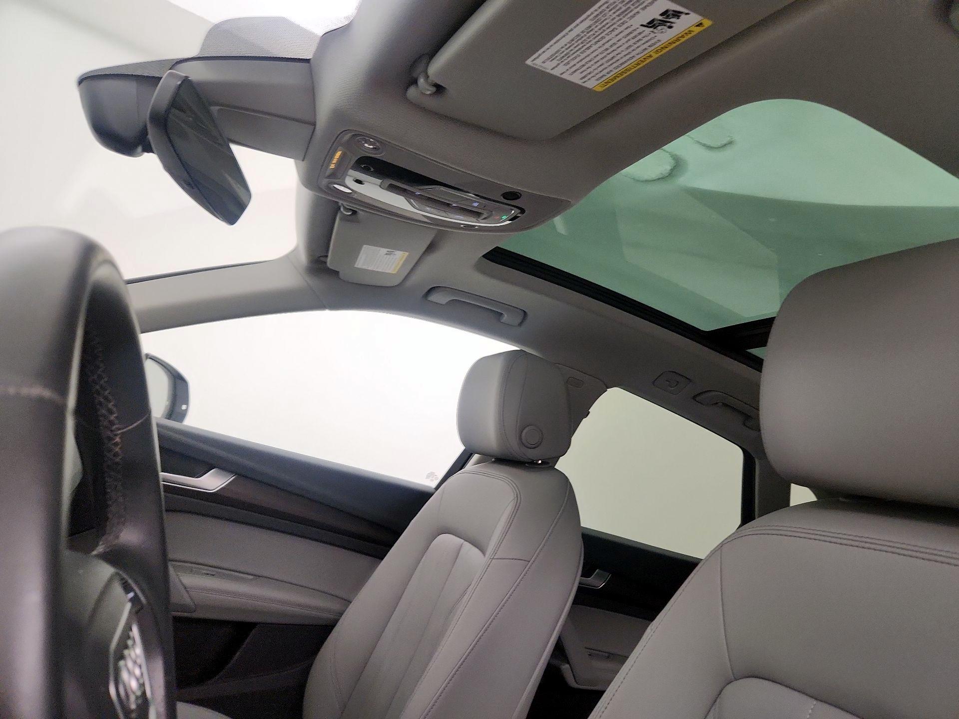 Thumbnail: 2022 Audi Q5 - 19