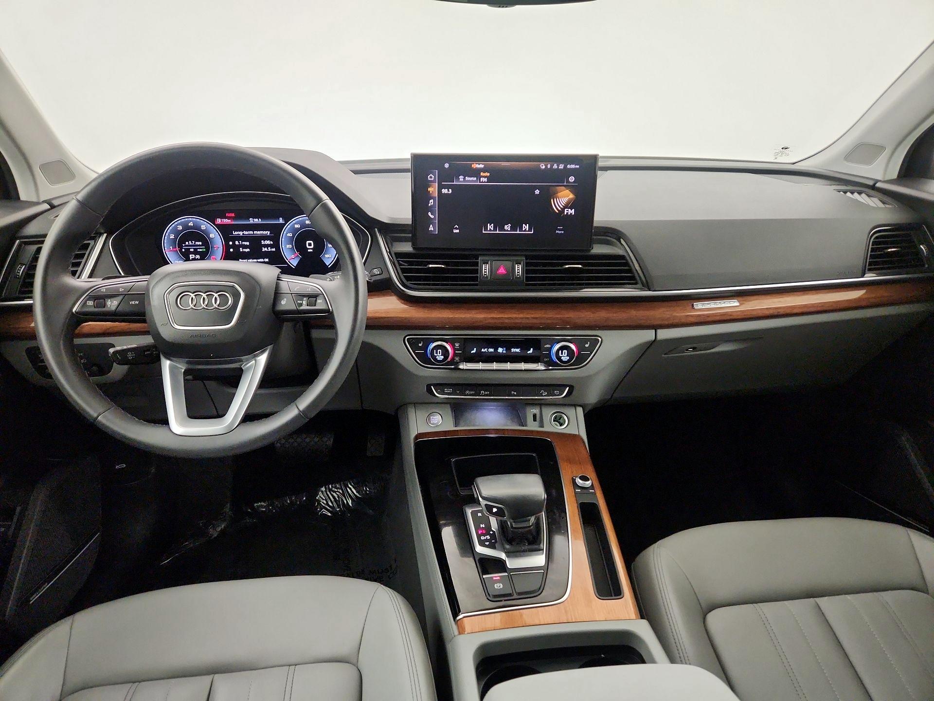 Thumbnail: 2023 Audi Q5 - 9