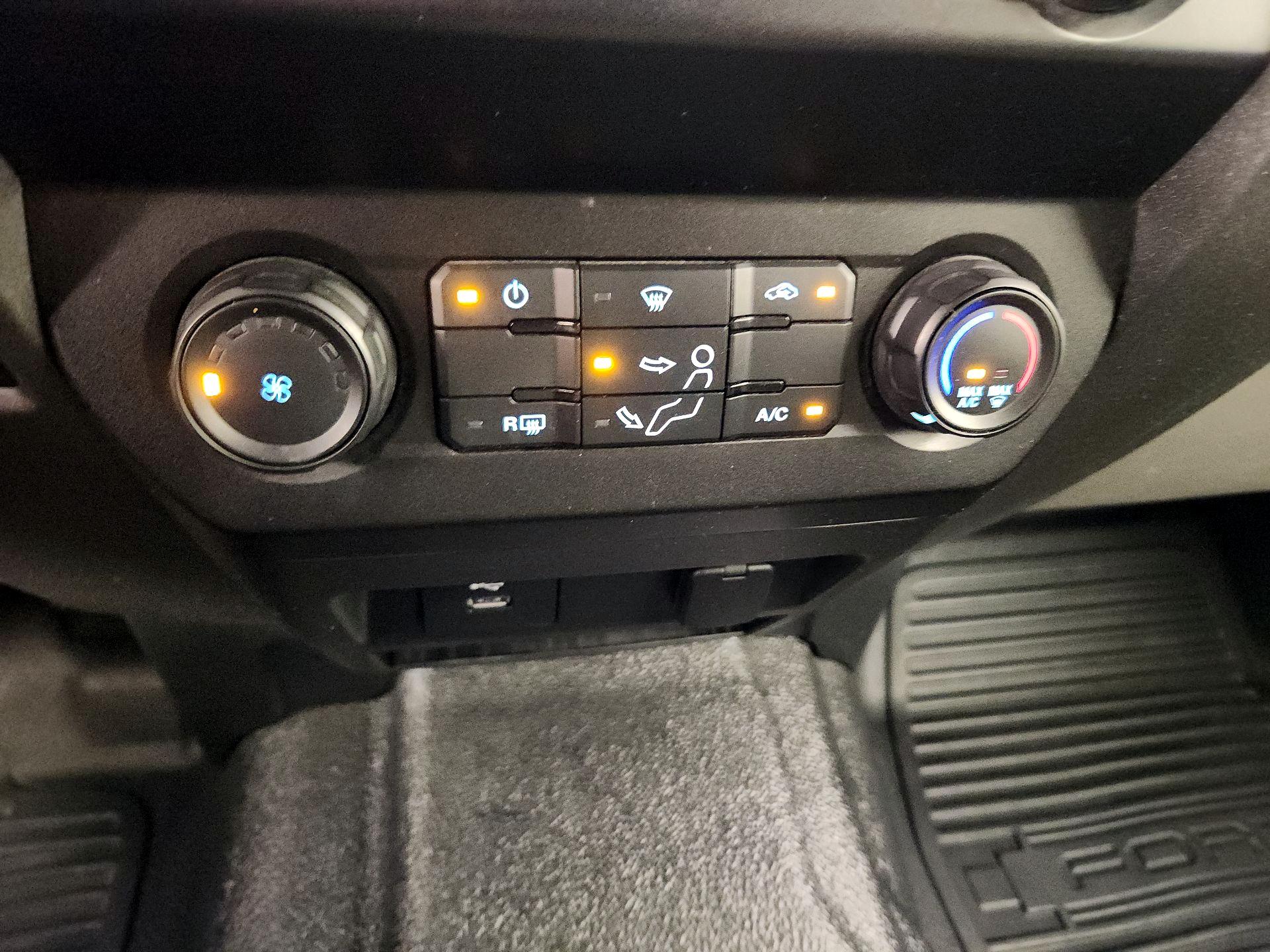 Thumbnail: 2020 Ford F-250 - 16