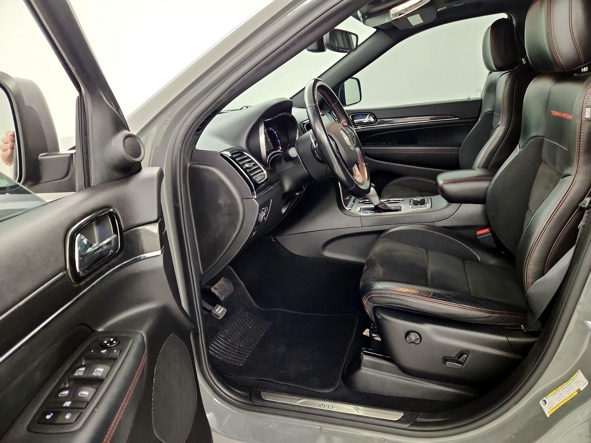 Thumbnail: 2021 Jeep Grand Cherokee - 11