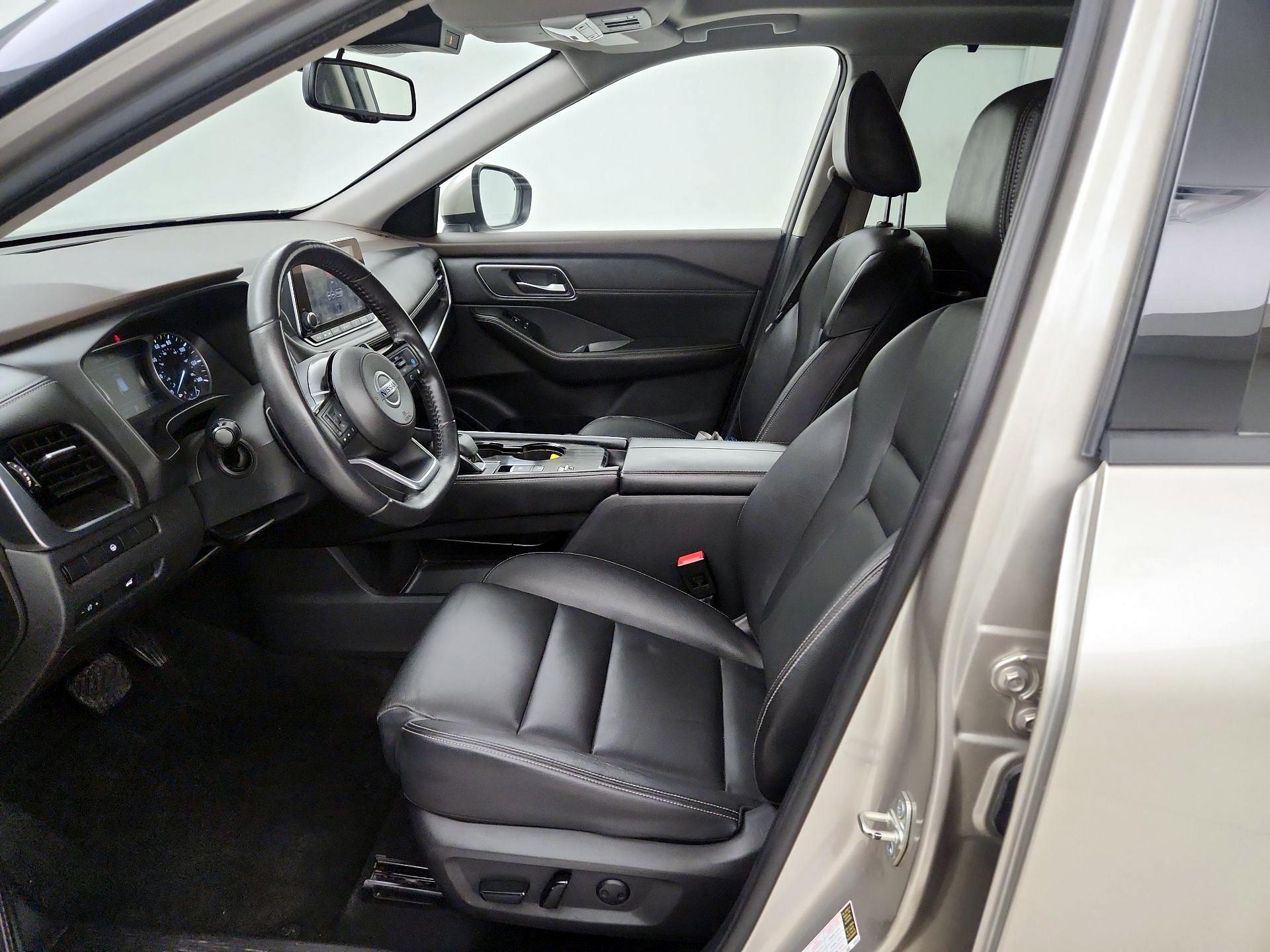 Thumbnail: 2021 Nissan Rogue - 11