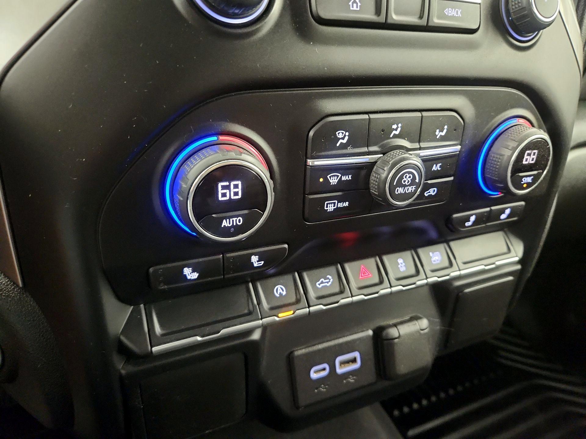 Thumbnail: 2021 Chevrolet Silverado 1500 - 16