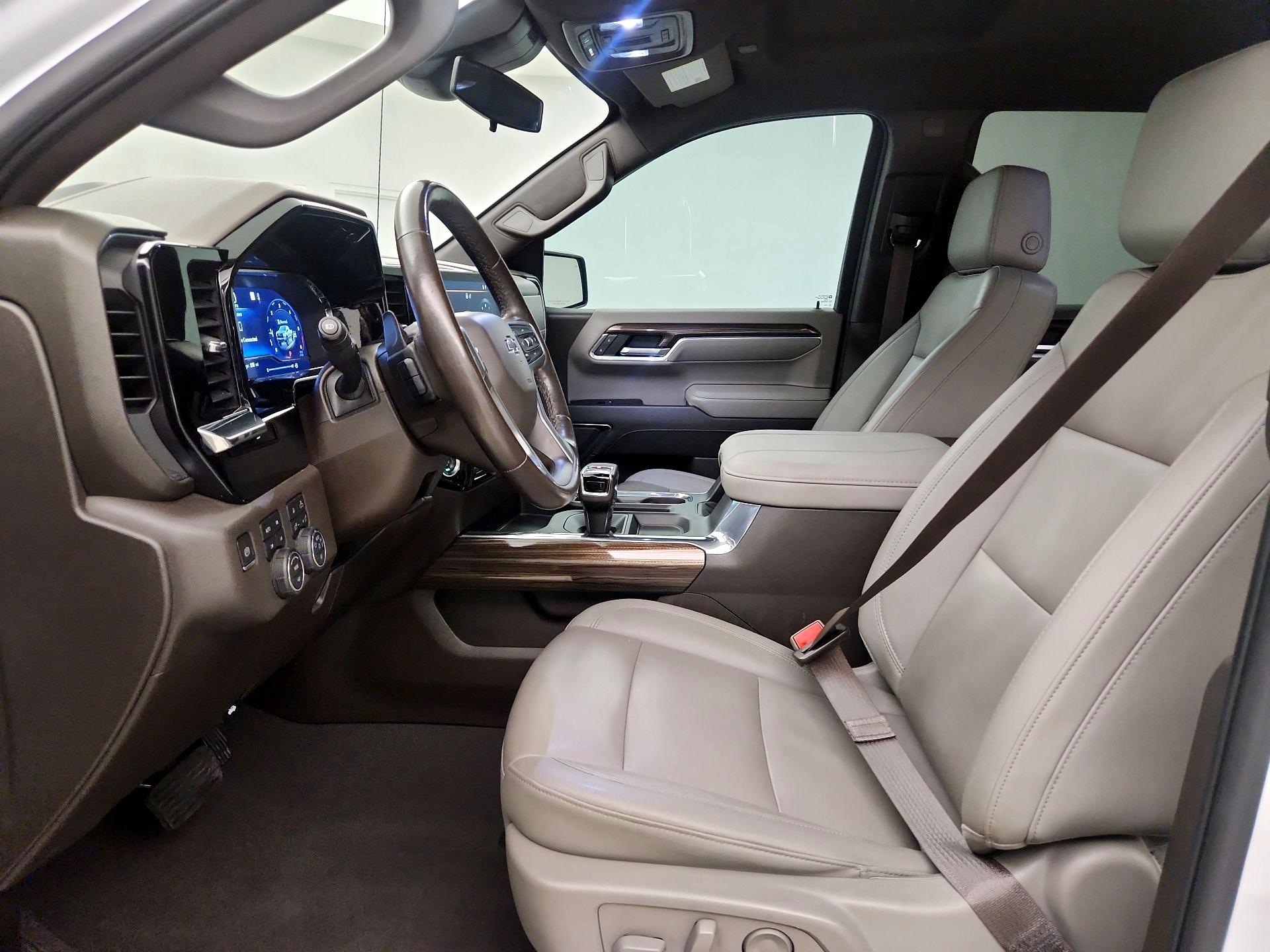 Thumbnail: 2023 Chevrolet Silverado 1500 - 11