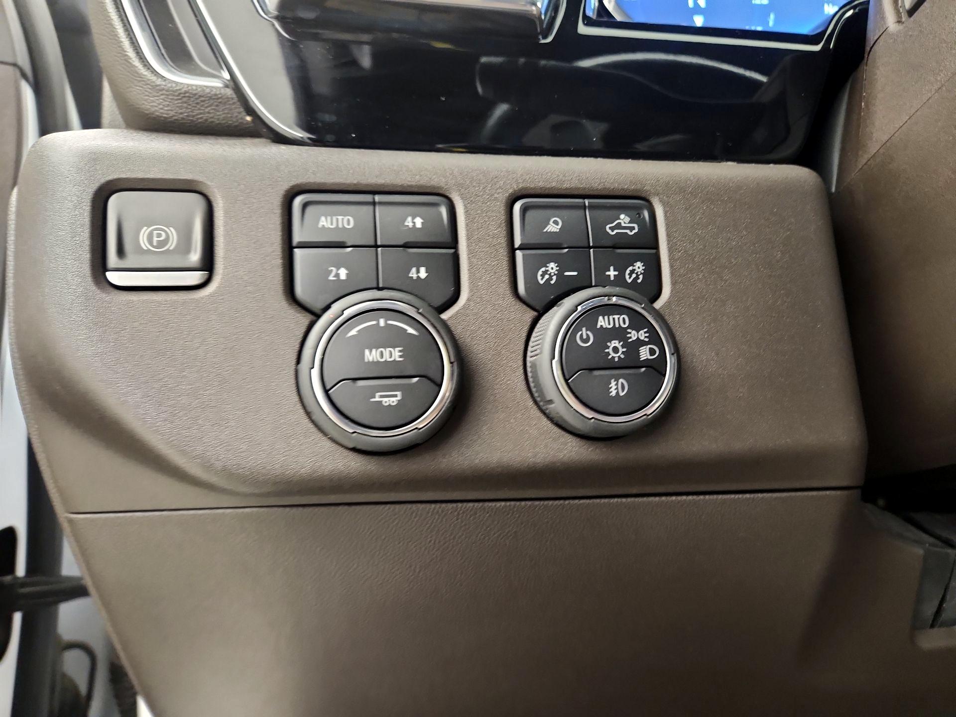 Thumbnail: 2023 Chevrolet Silverado 1500 - 13