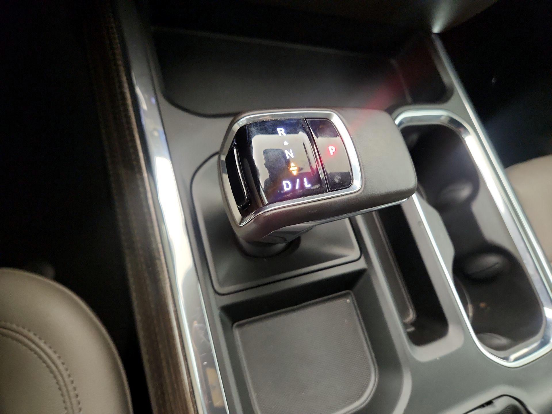 Thumbnail: 2023 Chevrolet Silverado 1500 - 17