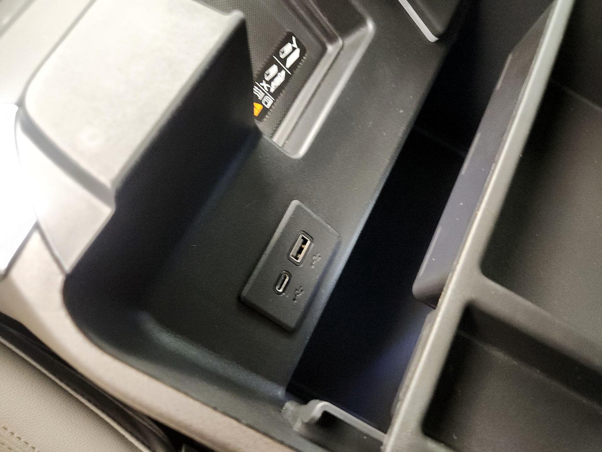 Thumbnail: 2023 Chevrolet Silverado 1500 - 18