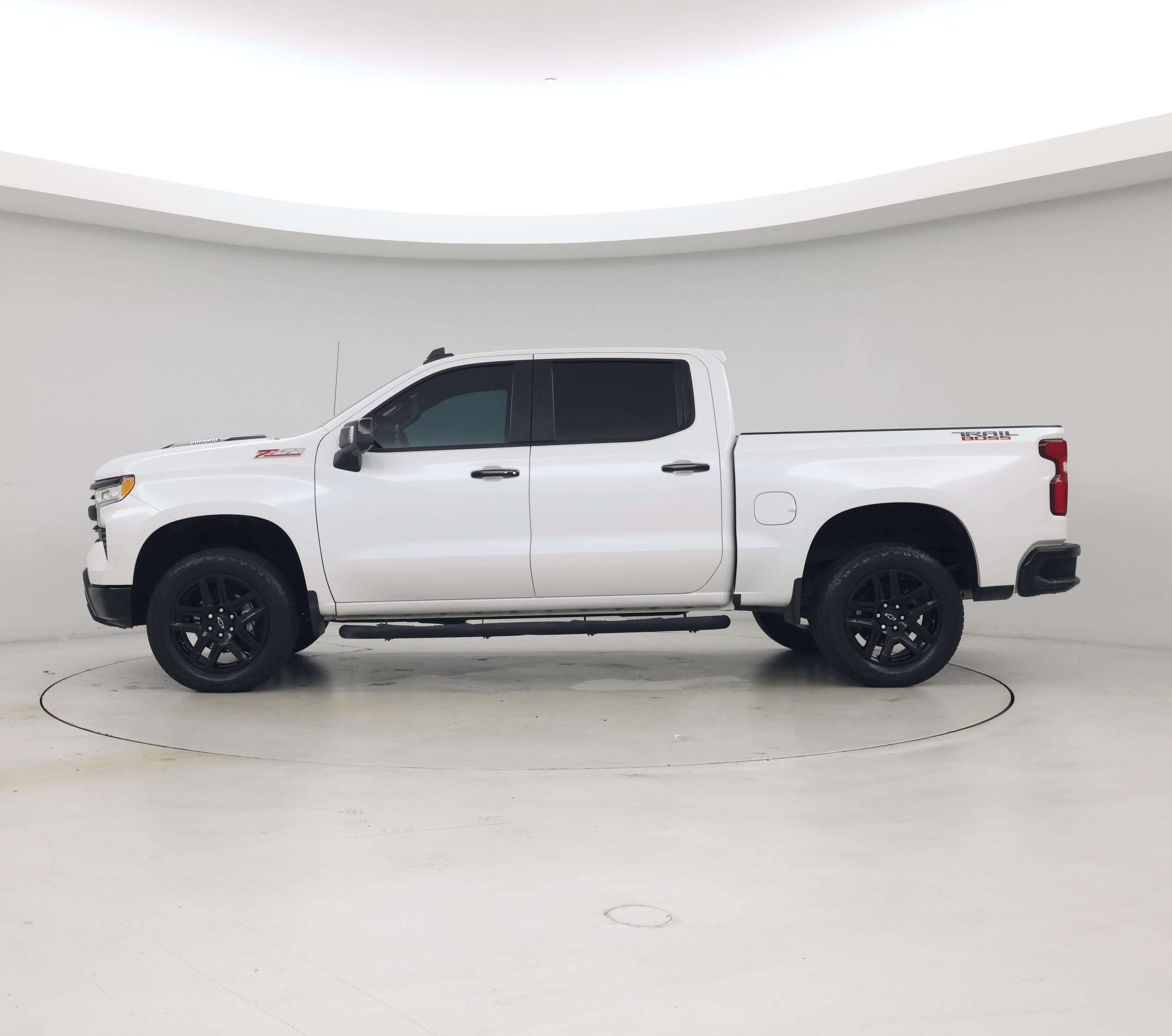 Thumbnail: 2023 Chevrolet Silverado 1500 - 3