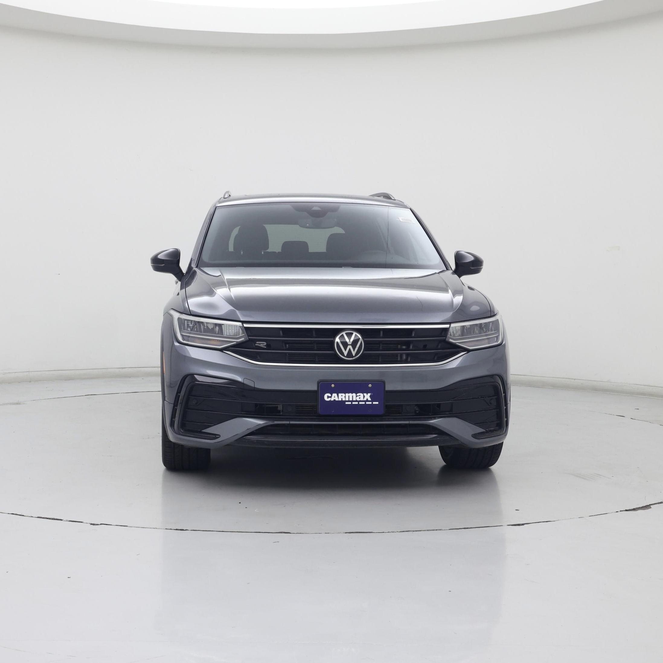 Thumbnail: 2023 Volkswagen Tiguan - 5