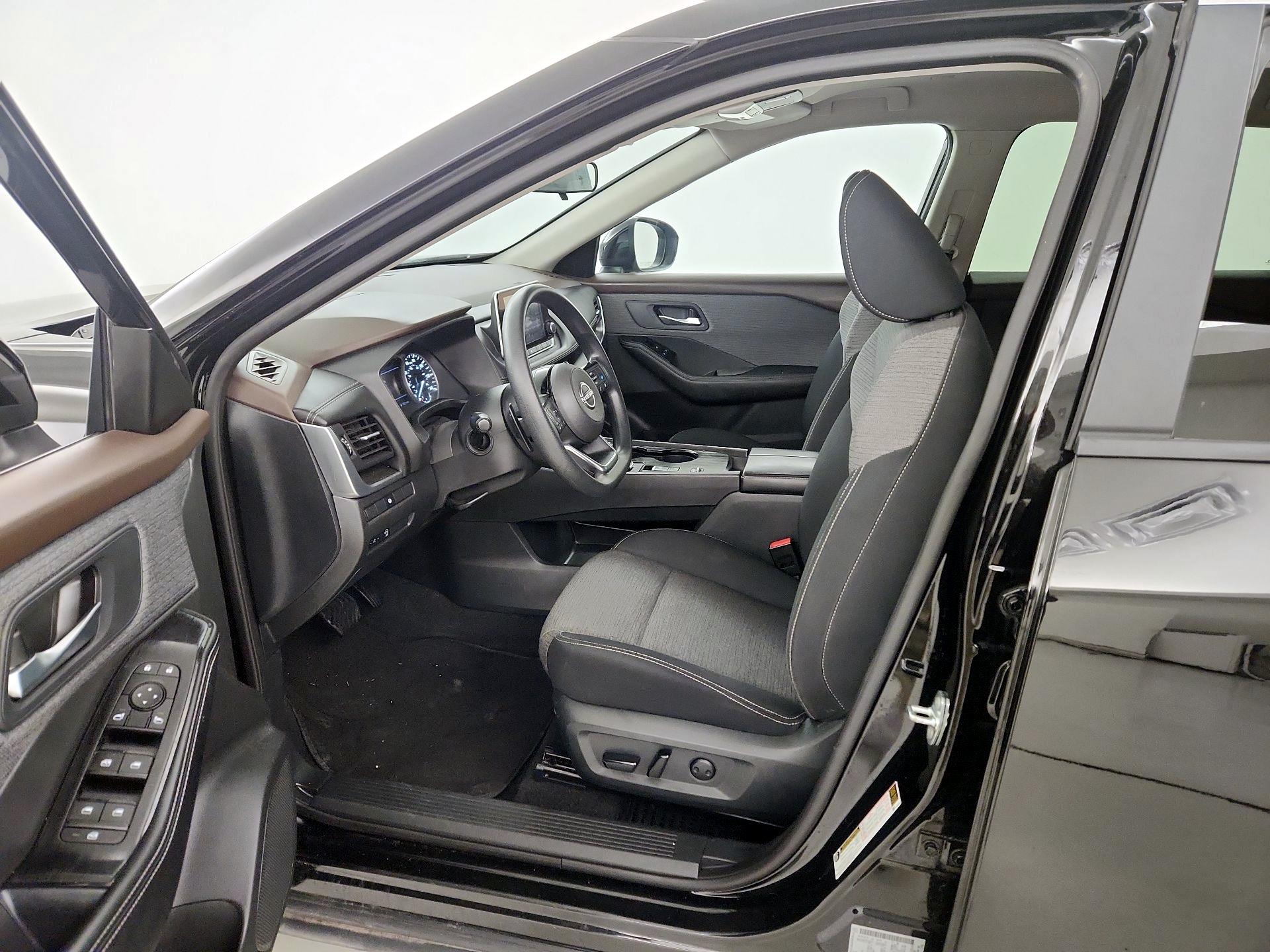 Thumbnail: 2023 Nissan Rogue - 11