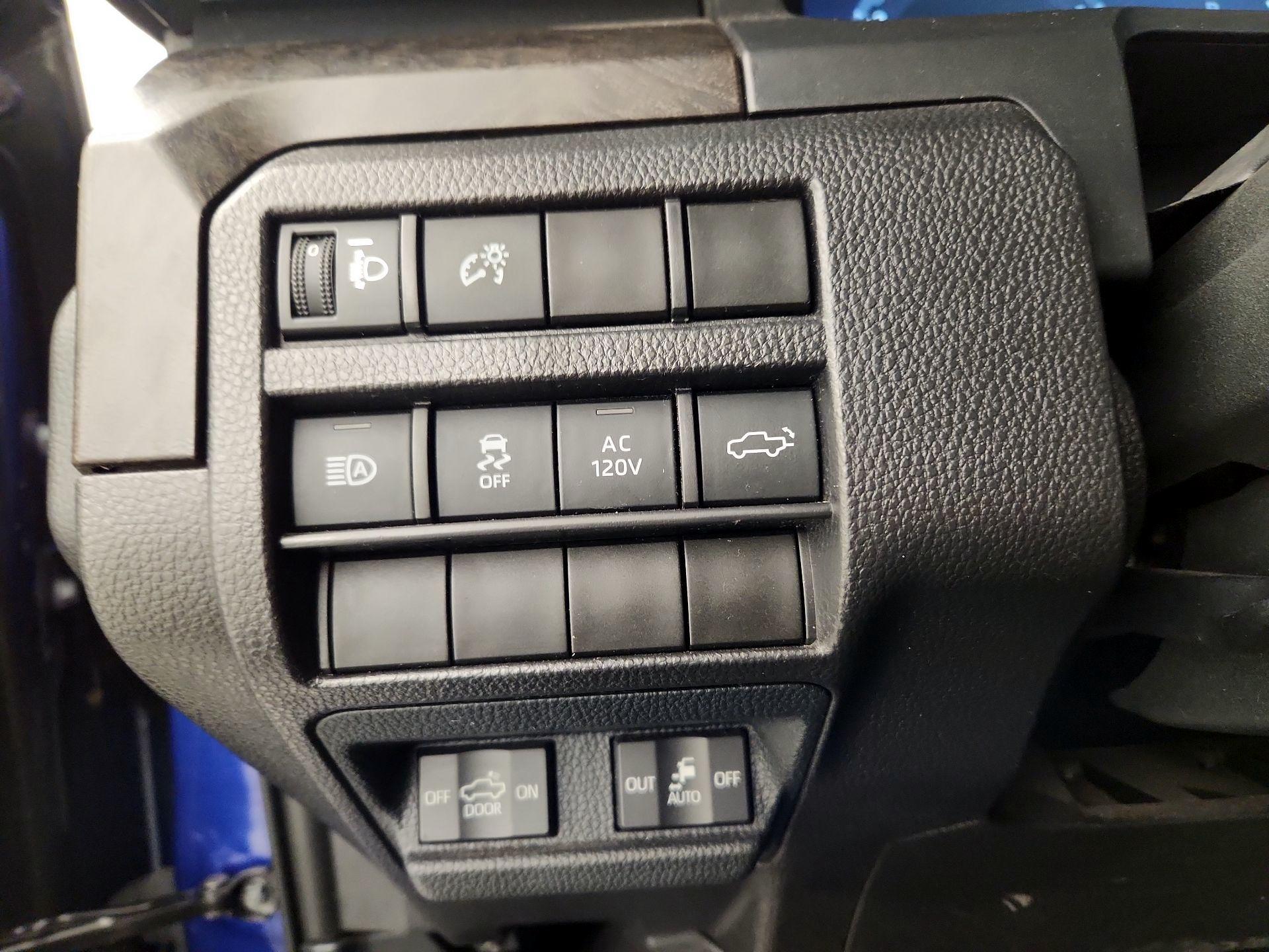 Thumbnail: 2024 Toyota Tacoma - 13