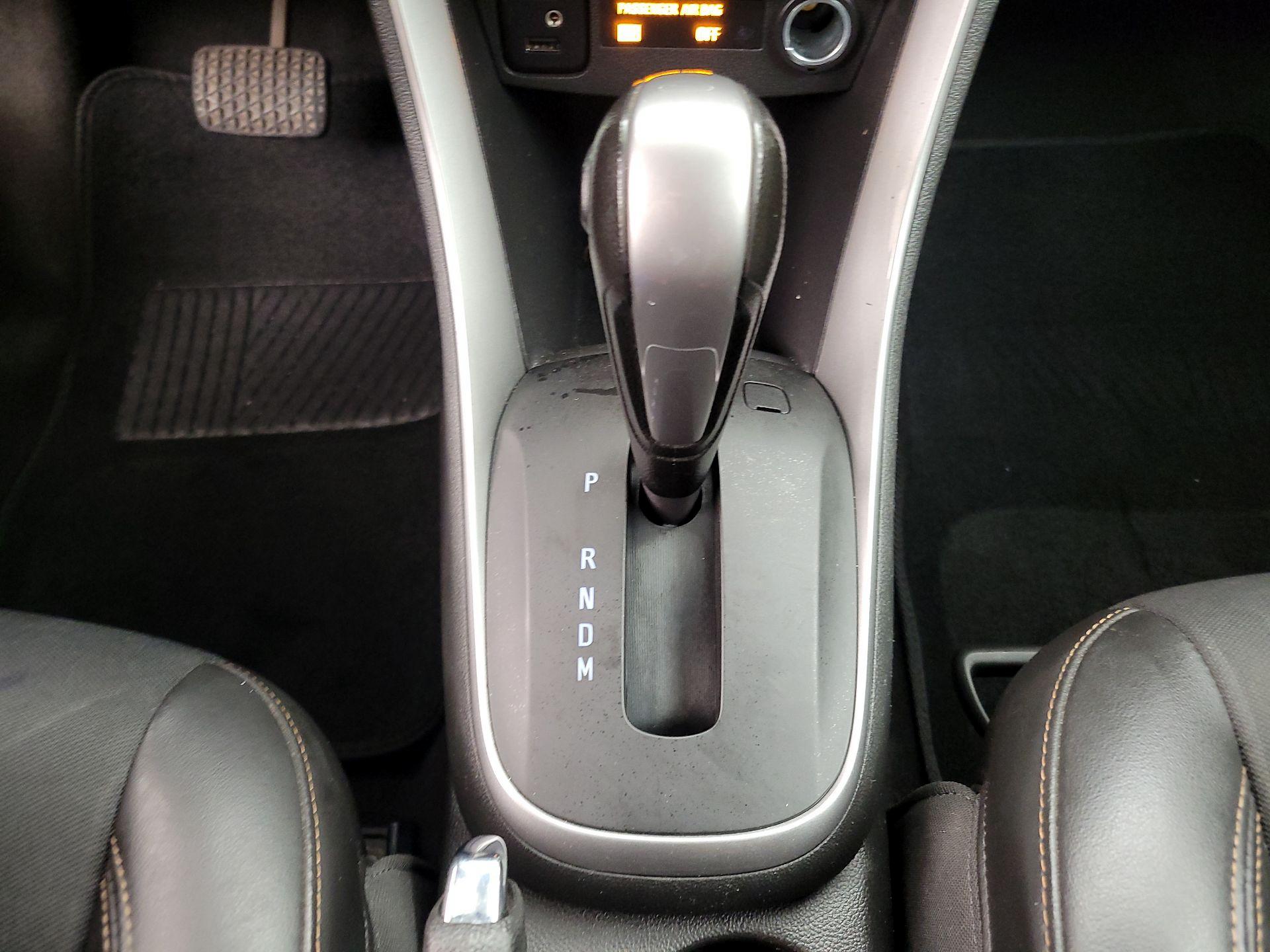 Thumbnail: 2021 Chevrolet Trax - 17