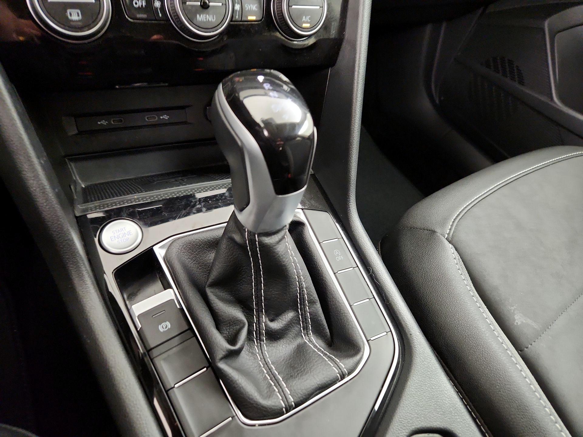 Thumbnail: 2024 Volkswagen Taos - 17