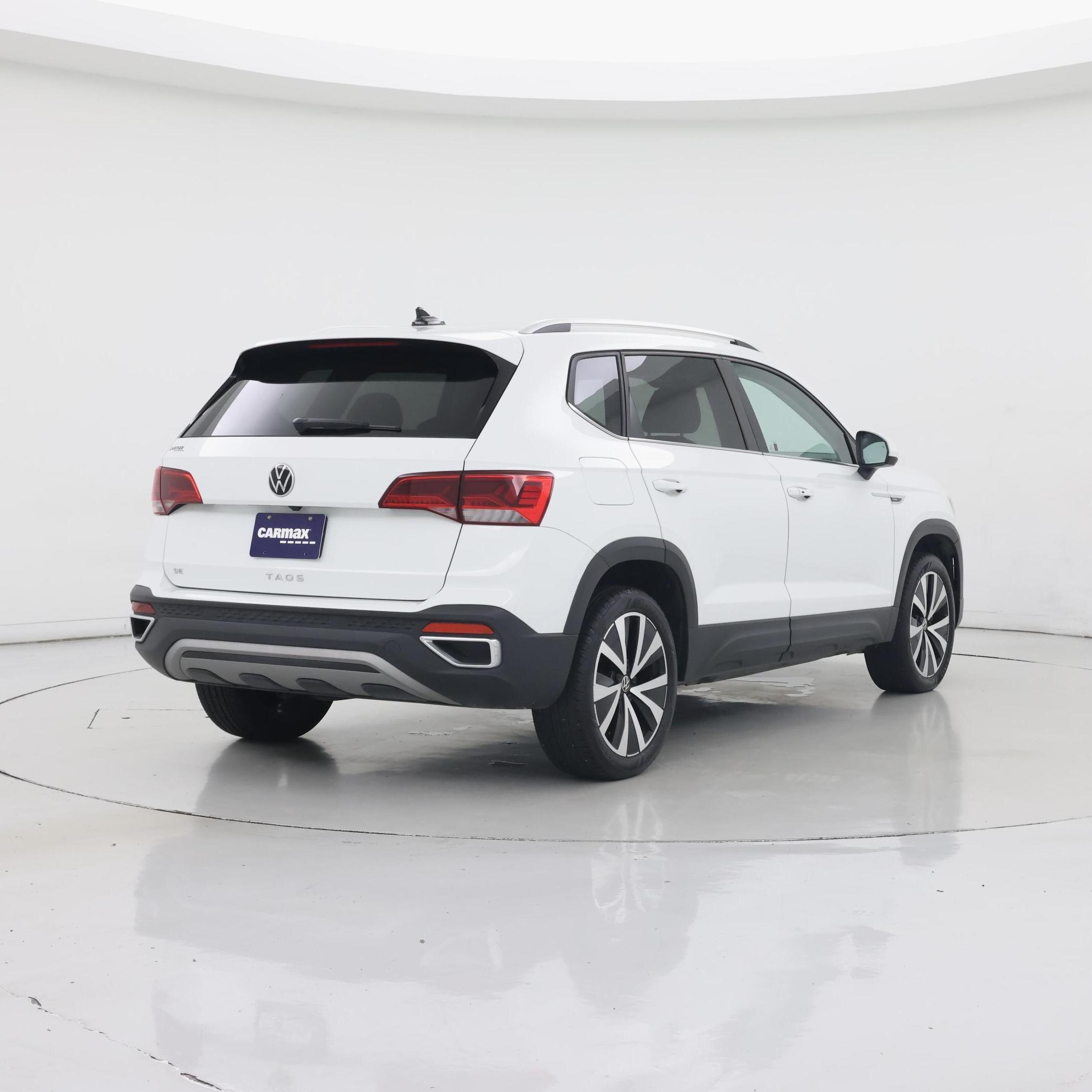 Thumbnail: 2024 Volkswagen Taos - 8