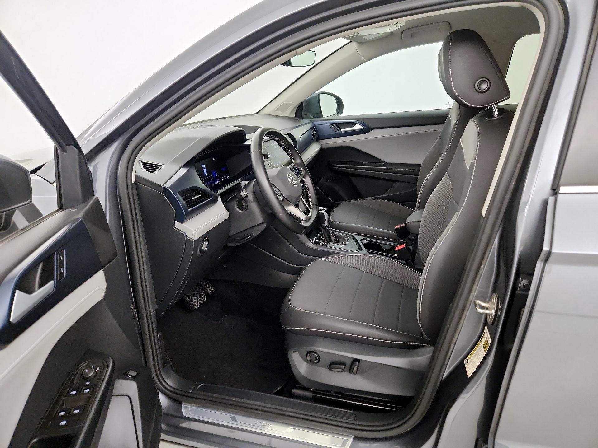 Thumbnail: 2024 Volkswagen Taos - 11