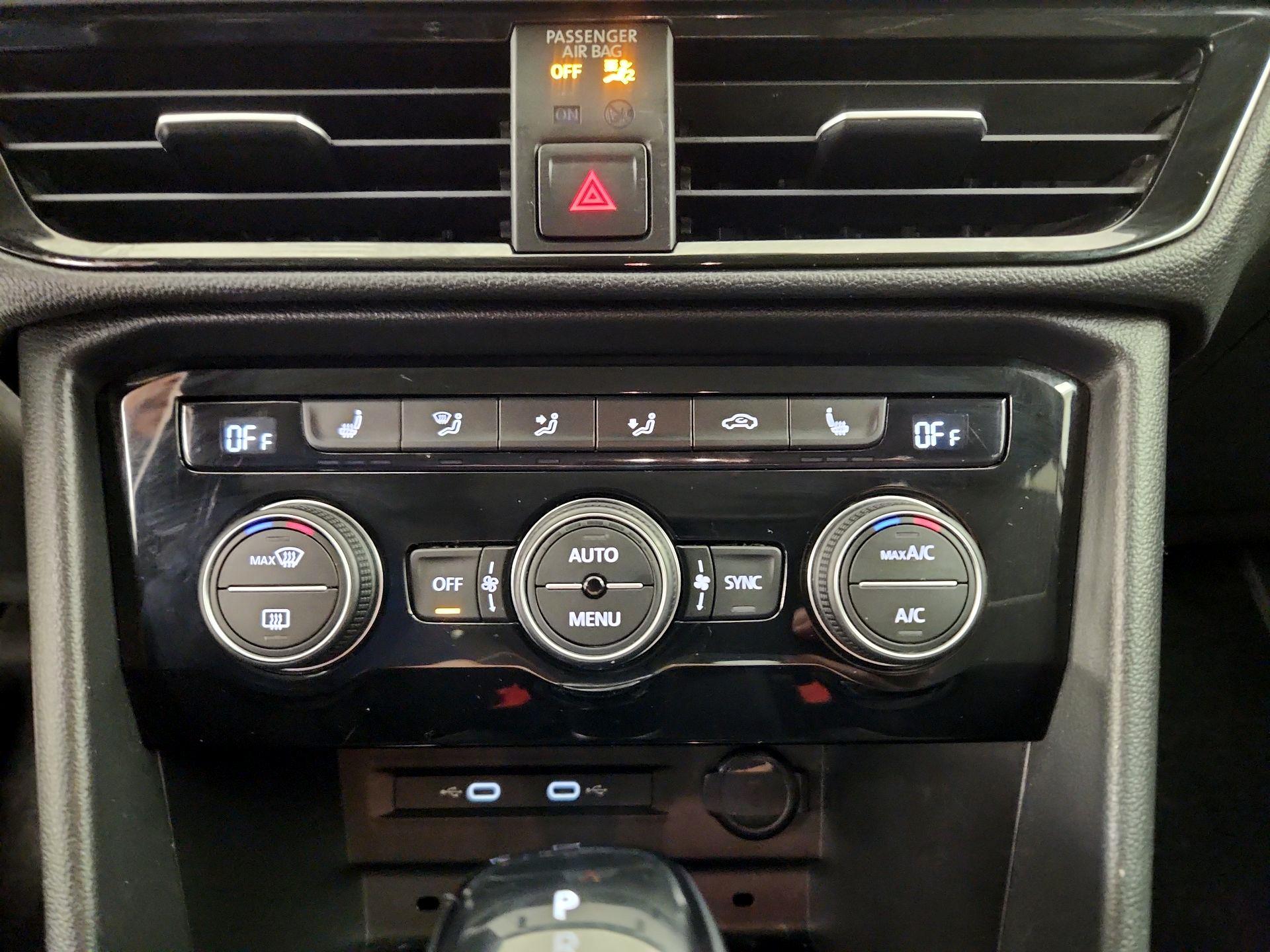 Thumbnail: 2024 Volkswagen Taos - 16