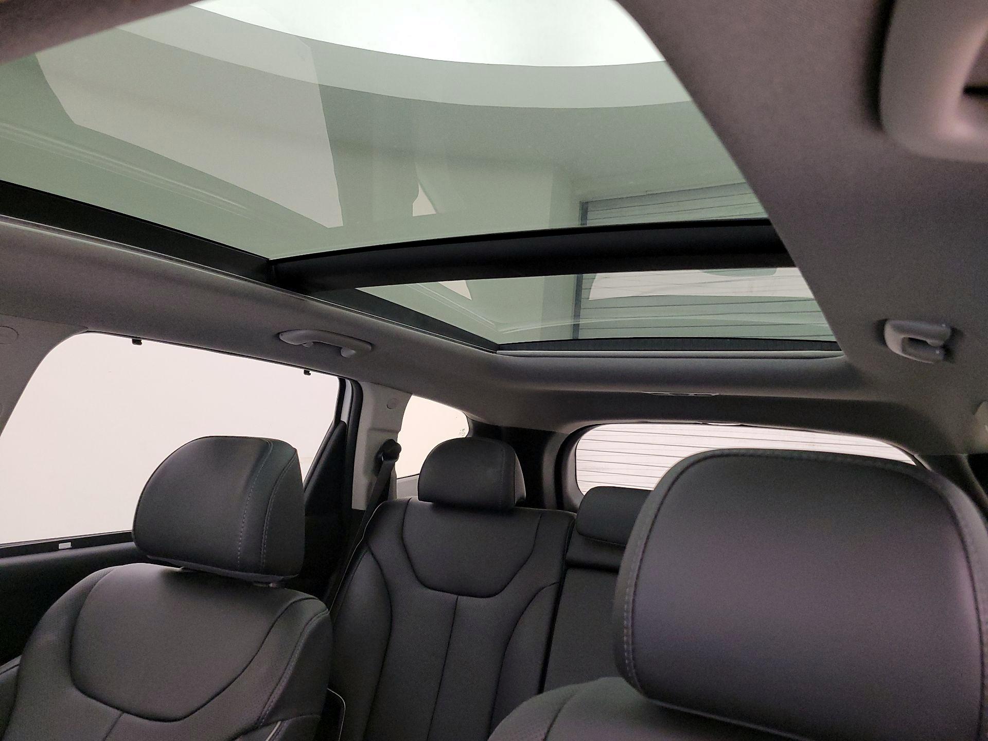 Thumbnail: 2023 Hyundai Santa Fe - 20