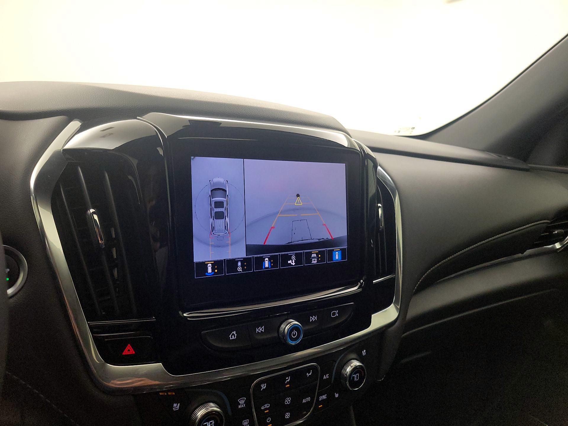 Thumbnail: 2023 Chevrolet Traverse - 15