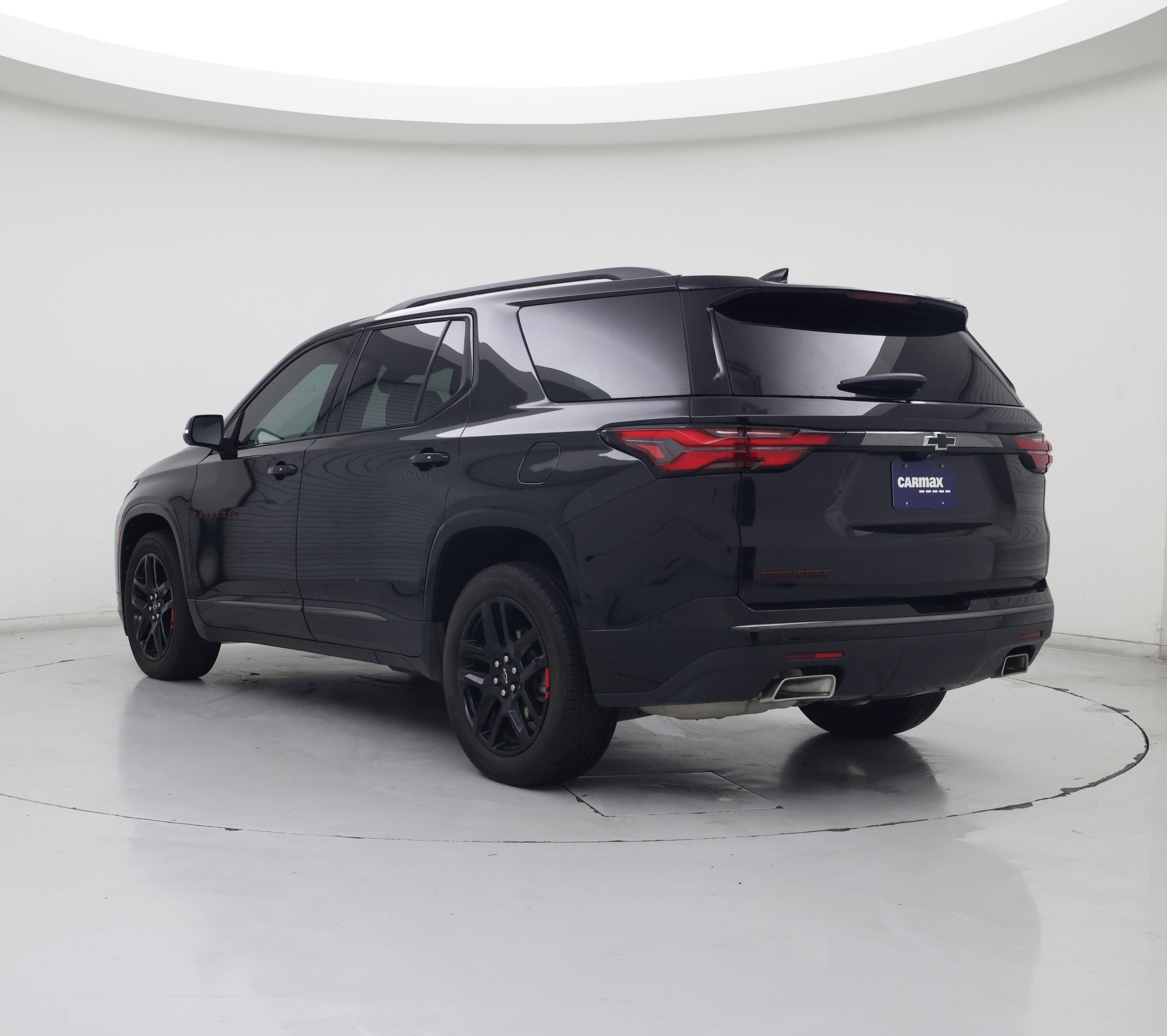 Thumbnail: 2023 Chevrolet Traverse - 2