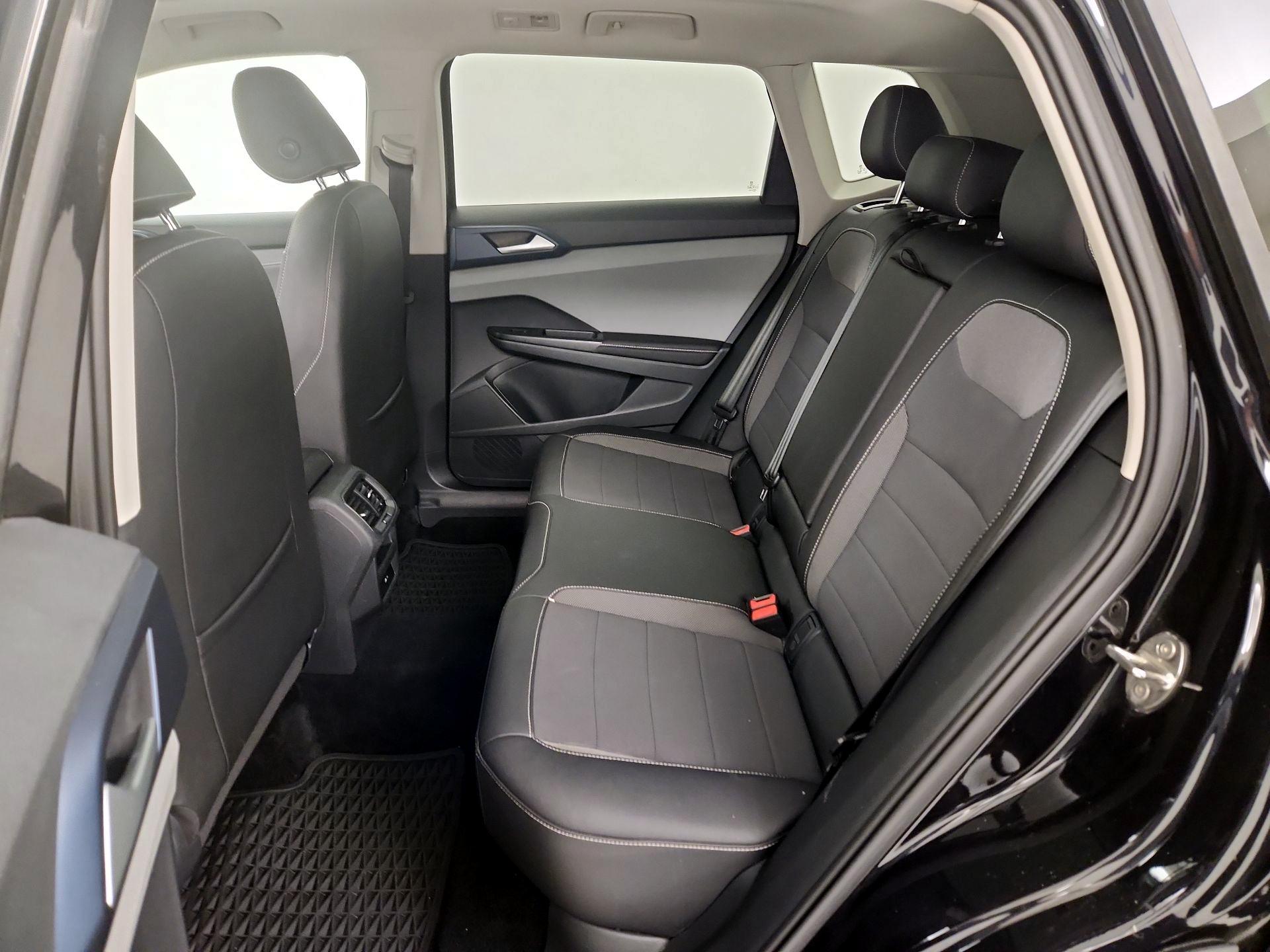 Thumbnail: 2024 Volkswagen Taos - 20