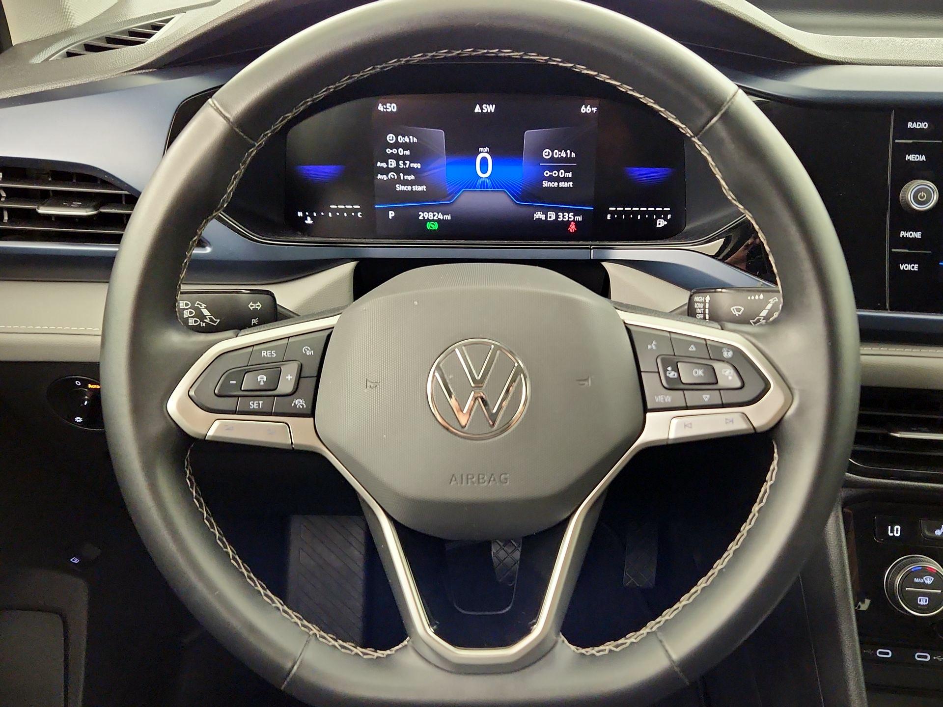 Thumbnail: 2024 Volkswagen Taos - 10